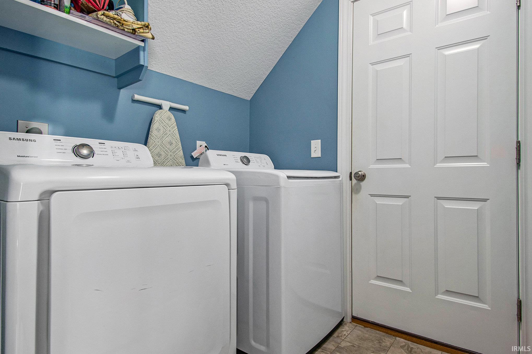 Photo 11 of 2116 Lindenwood Avenue