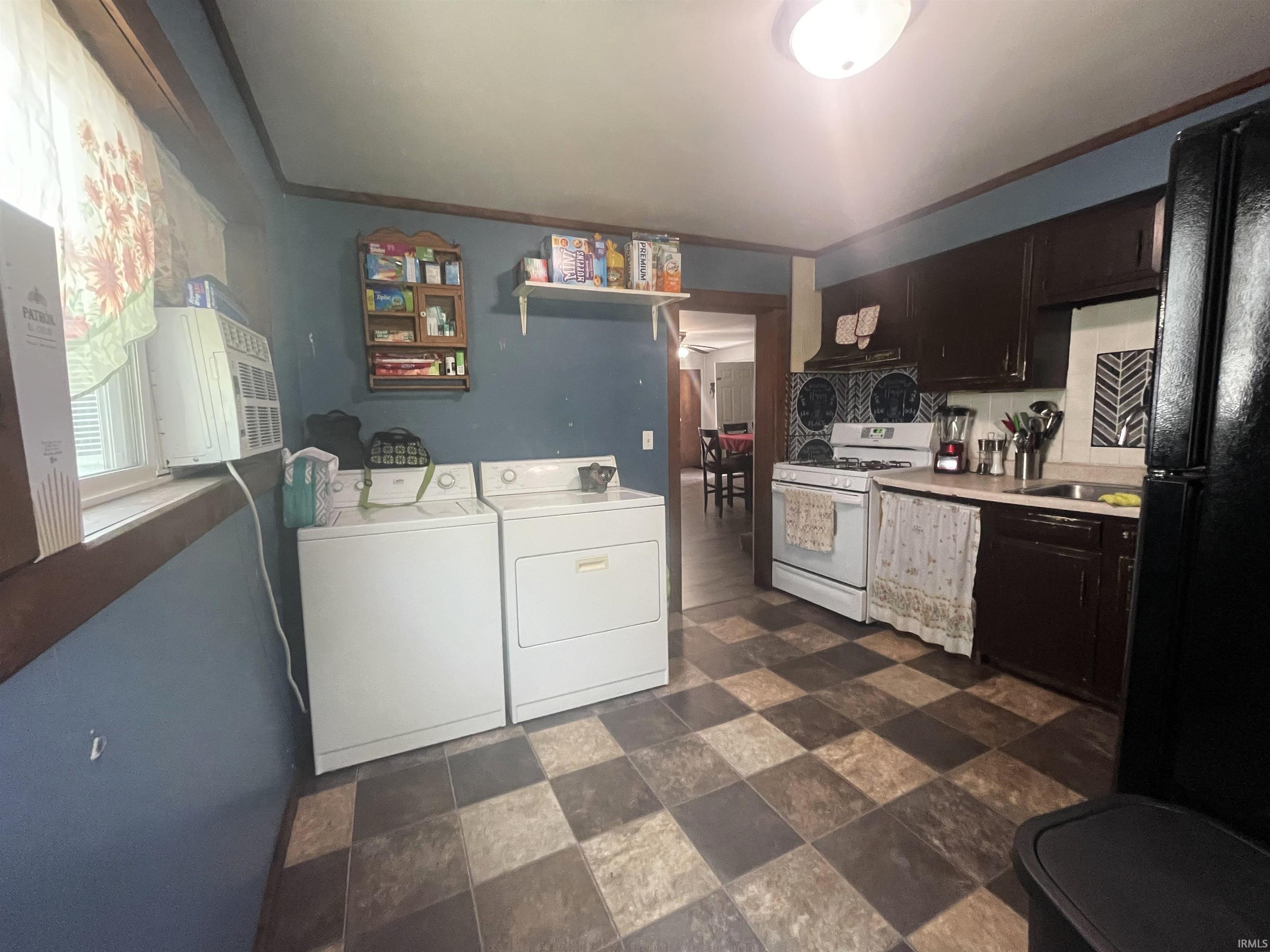 Photo 11 of 419 2nd Street