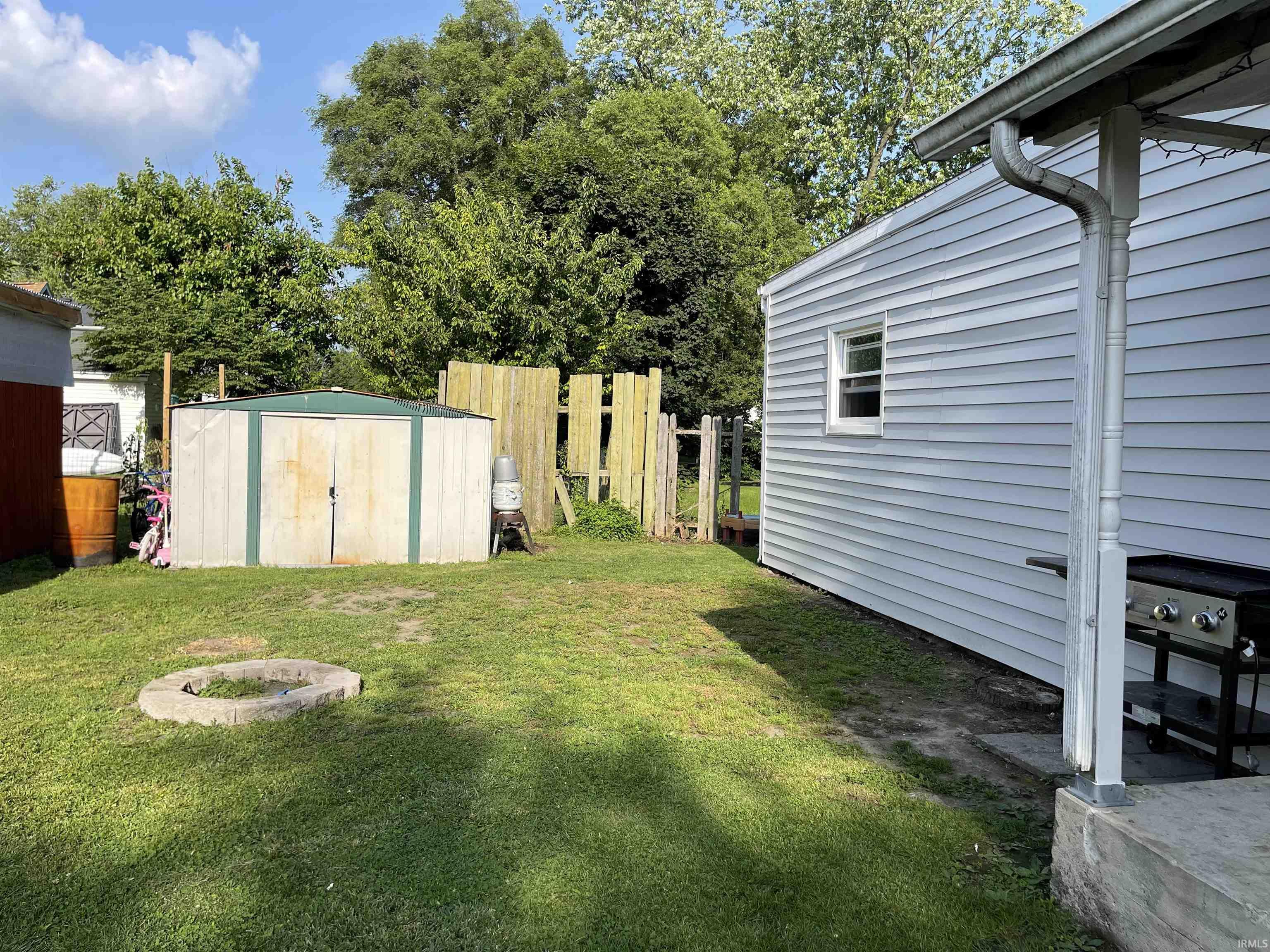 Photo 3 of 419 2nd Street