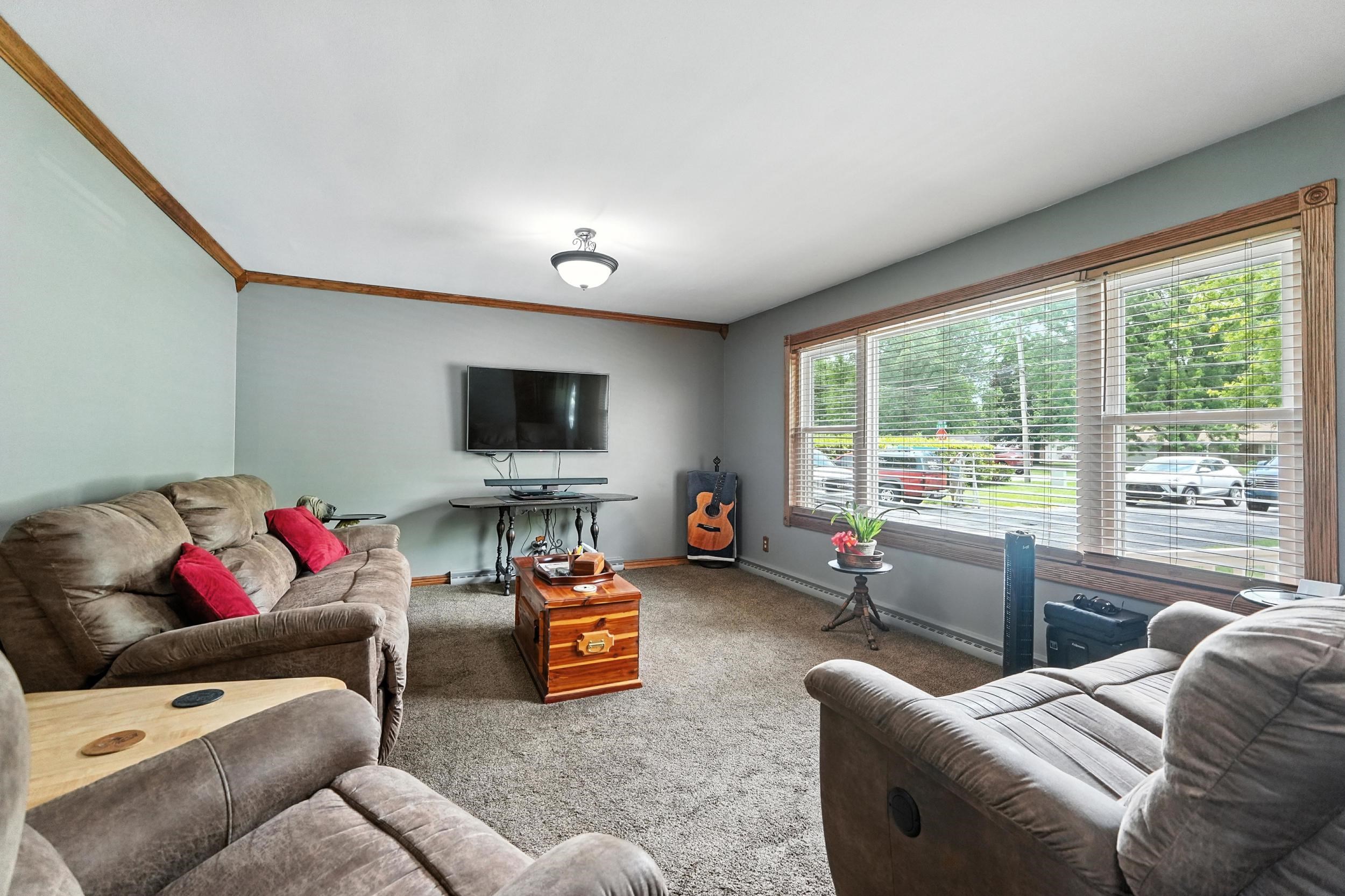 Photo 1 of 1610 W 100 N