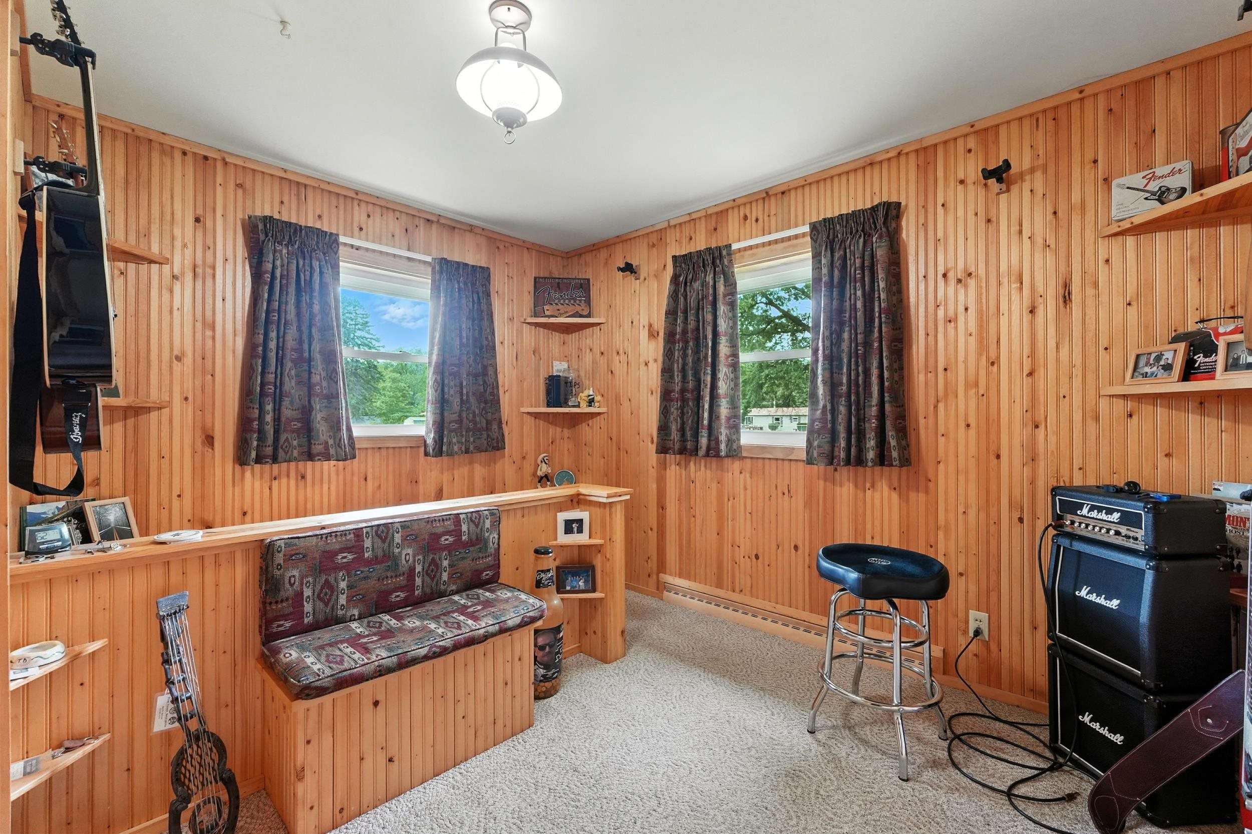 Photo 11 of 1610 W 100 N