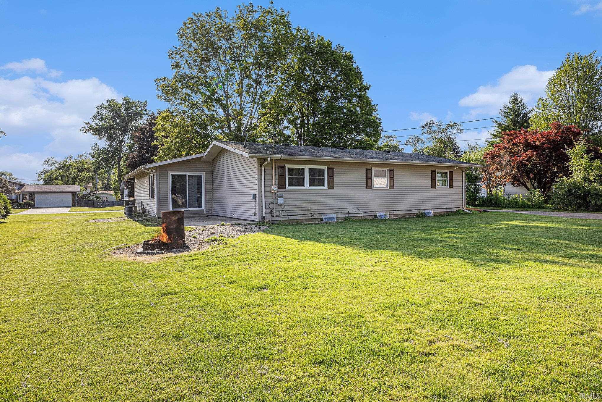 Photo 15 of 60220 Robin Hood Lane