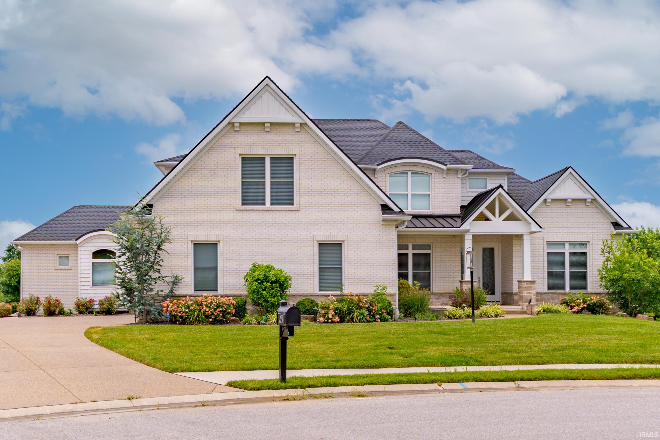 Homes for sale in Newburgh, IN | 8671 Angel Dr, Newburgh, IN 47630 | MLS# 202523787