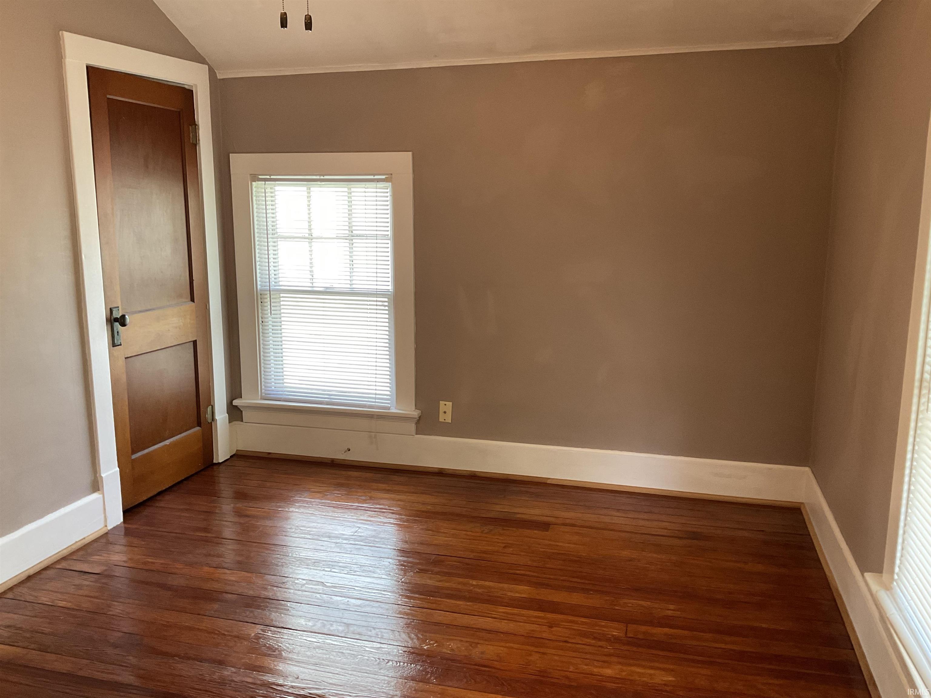 Photo 8 of 2103 Kentucky Avenue