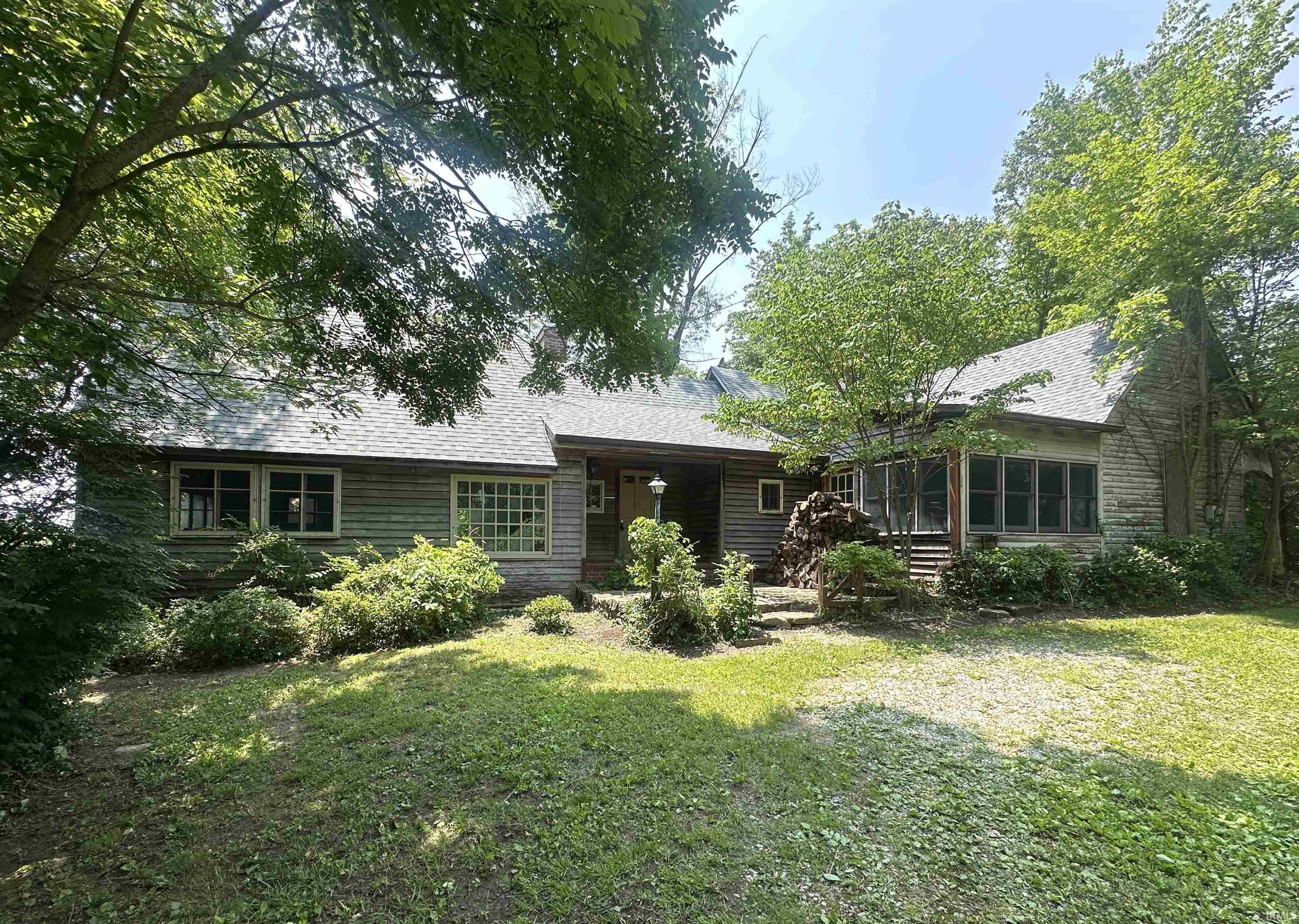 Homes for sale in Solsberry, IN | 2176 W State Road 45, Solsberry, IN 47459 | MLS# 202523891