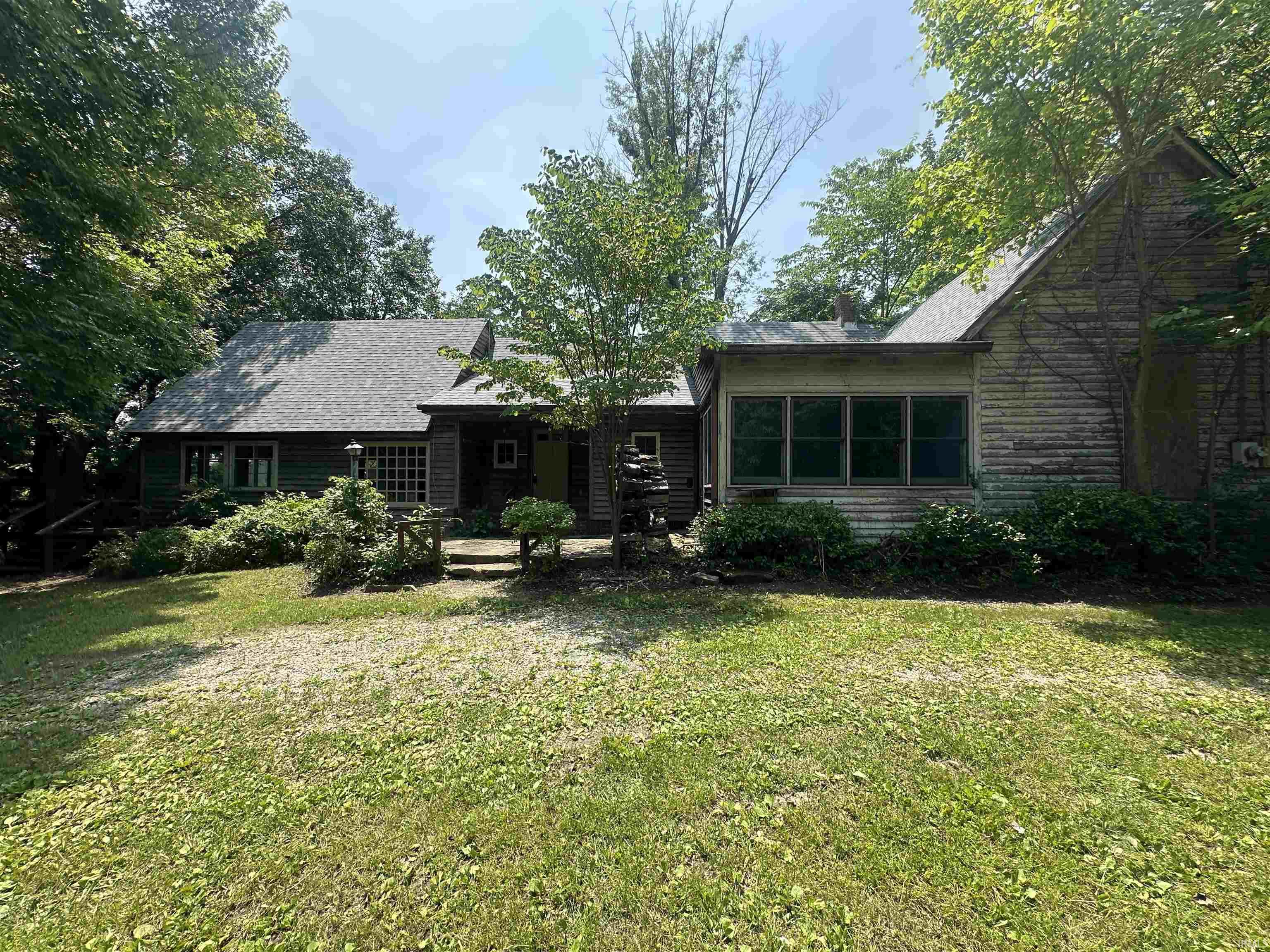 Homes for sale in Solsberry, IN | 2176 W State Road 45, Solsberry, IN 47459 | MLS# 202523891