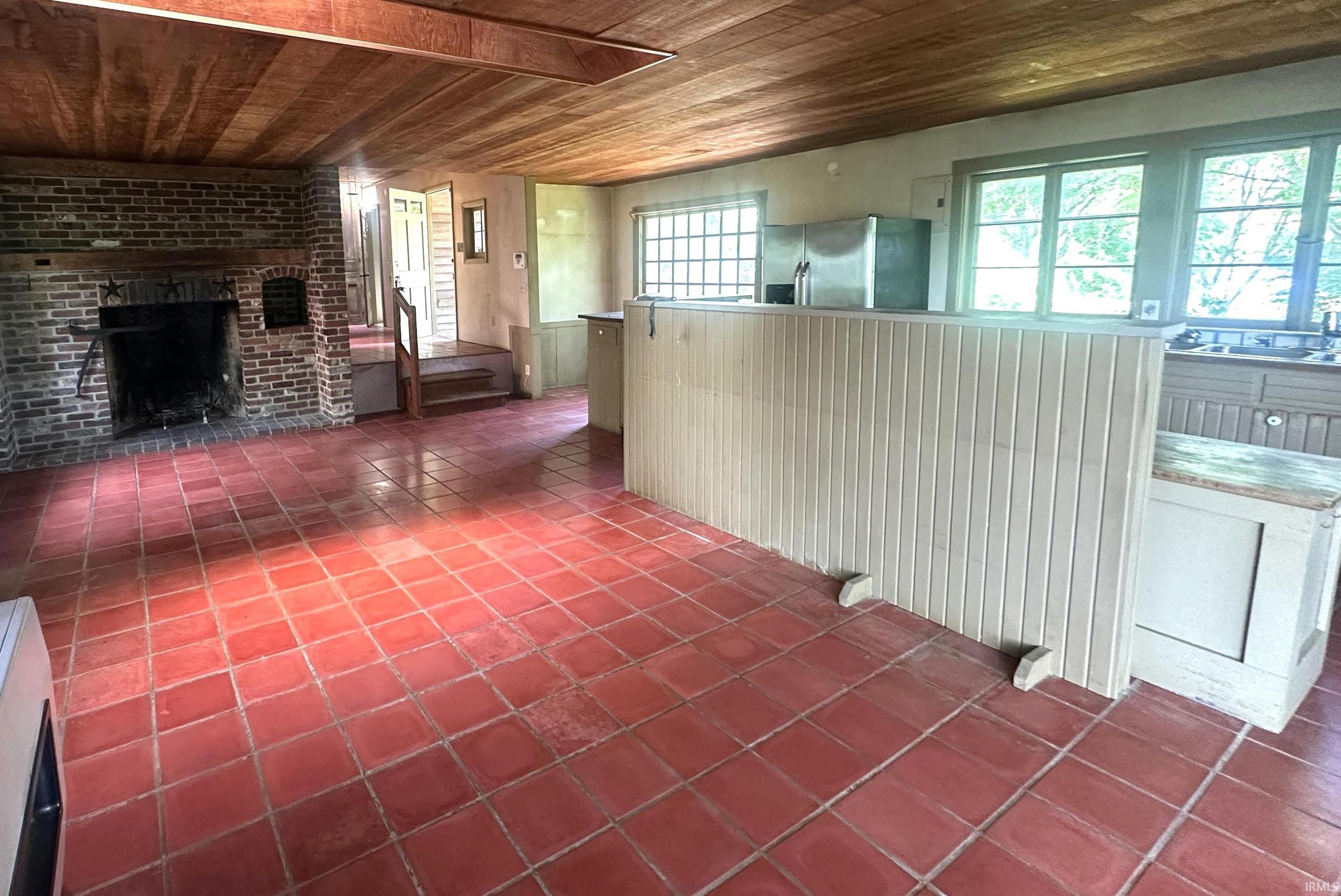 Homes for sale in Solsberry, IN | 2176 W State Road 45, Solsberry, IN 47459 | MLS# 202523891