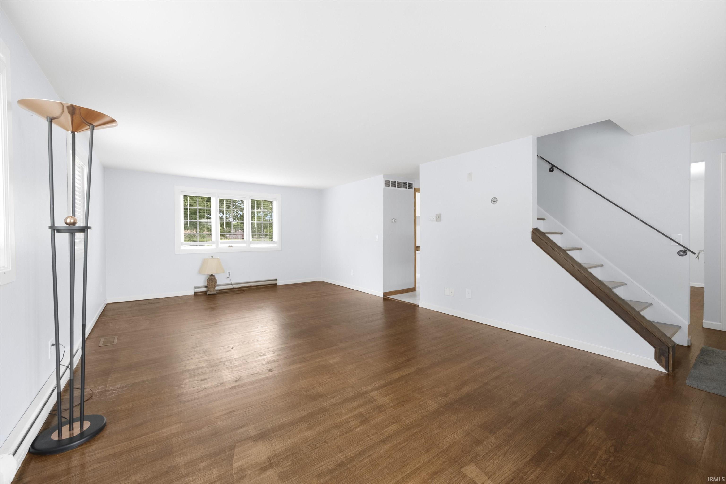 Photo 3 of 1545 Werling Road