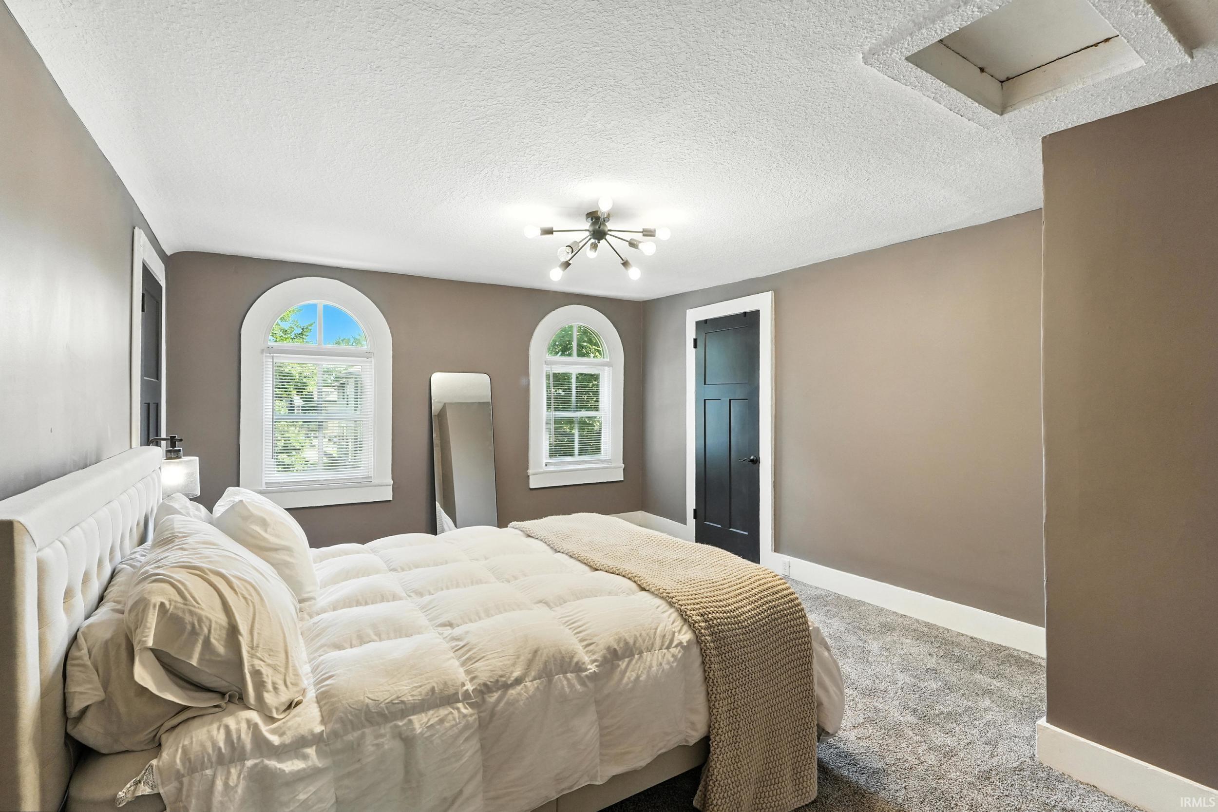 Photo 18 of 1231 W Washington Boulevard