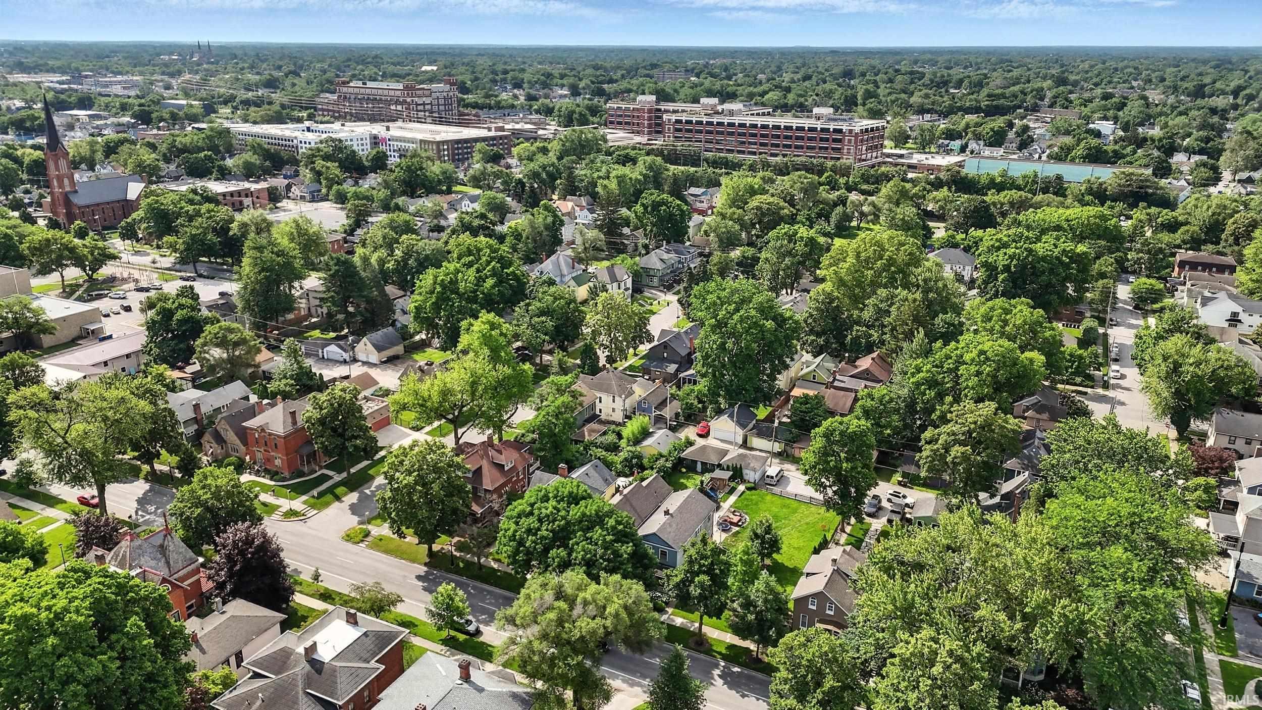 Photo 33 of 1231 W Washington Boulevard