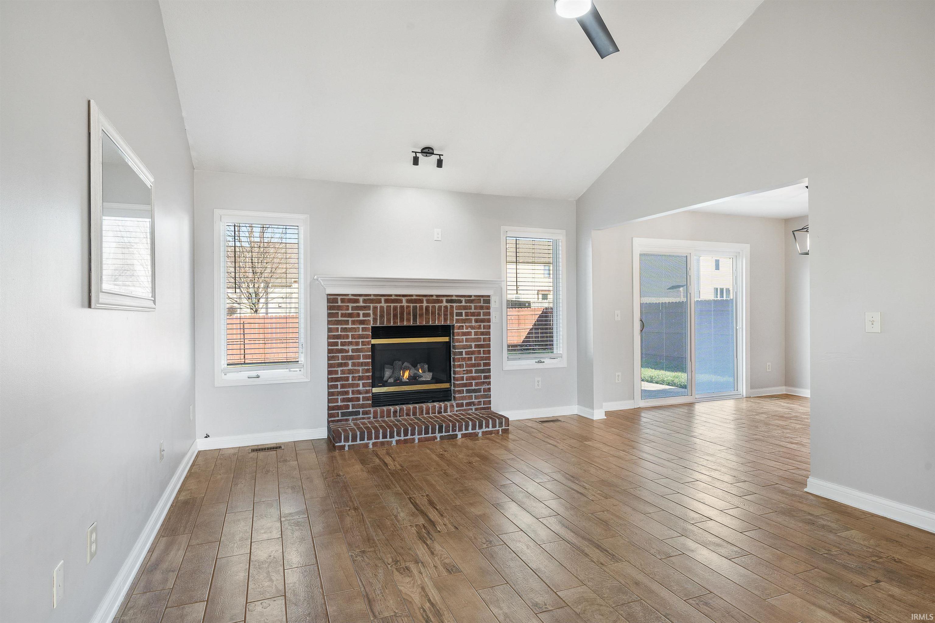 Photo 3 of 15007 Knobcone Court