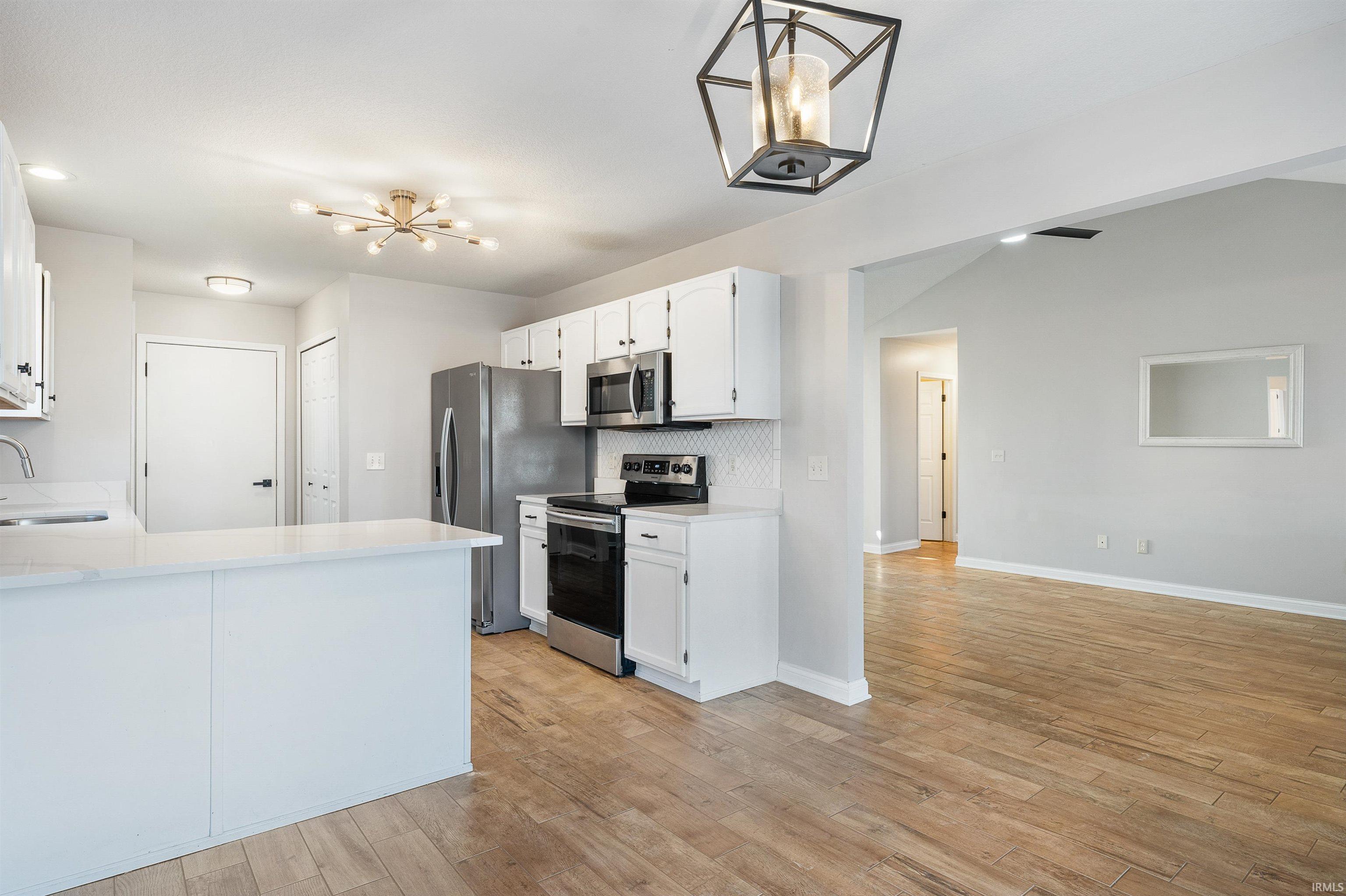 Photo 5 of 15007 Knobcone Court