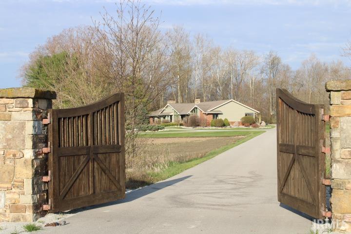 Homes for sale in Hoagland, IN | 5933 Hoagland Rd, Hoagland, IN 46745 | MLS# 202524038