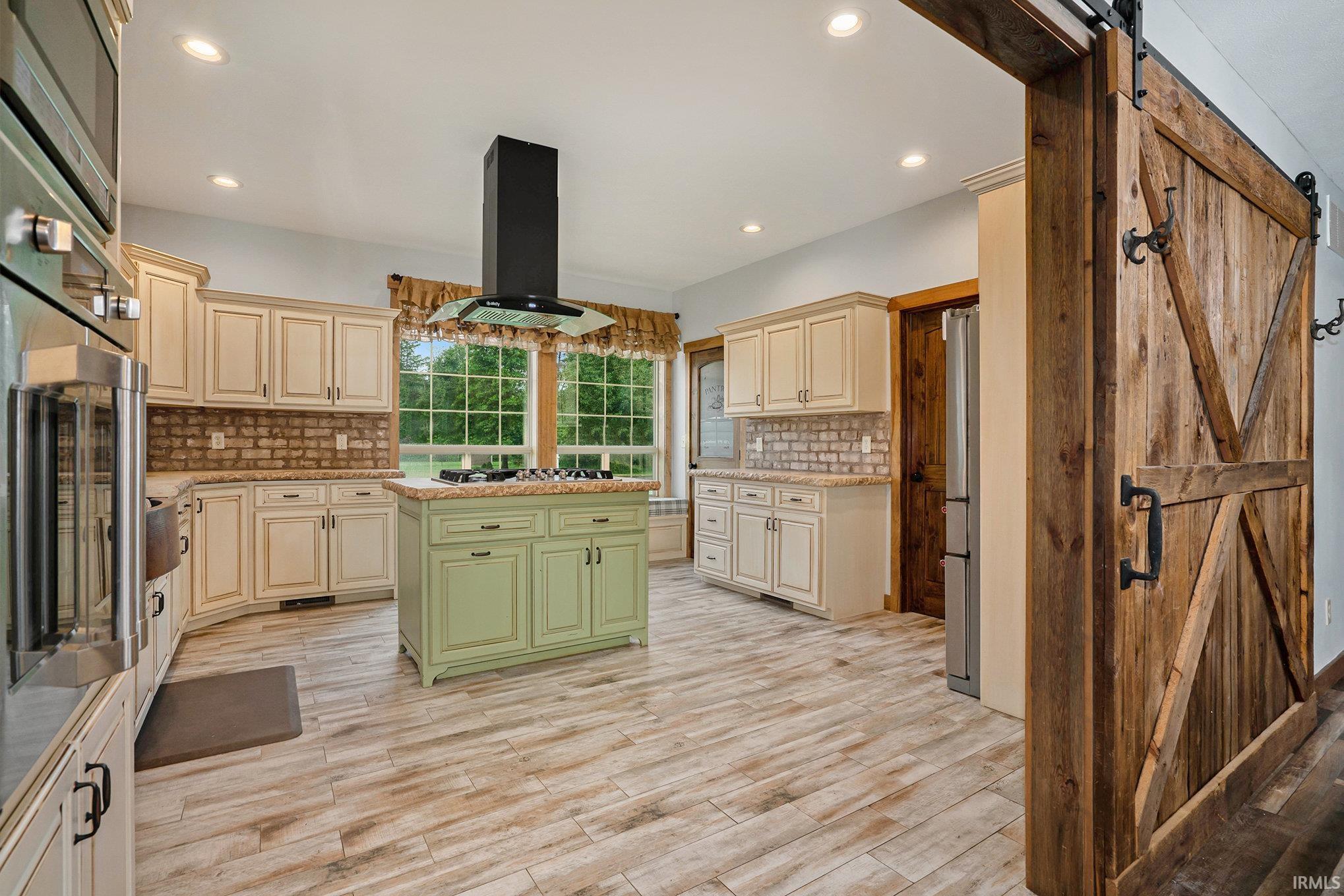 Photo 6 of 51044 Spotted Eagle Drive