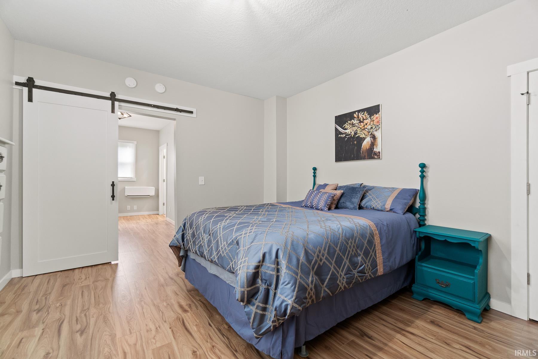 Photo 5 of 517 Lavina Street