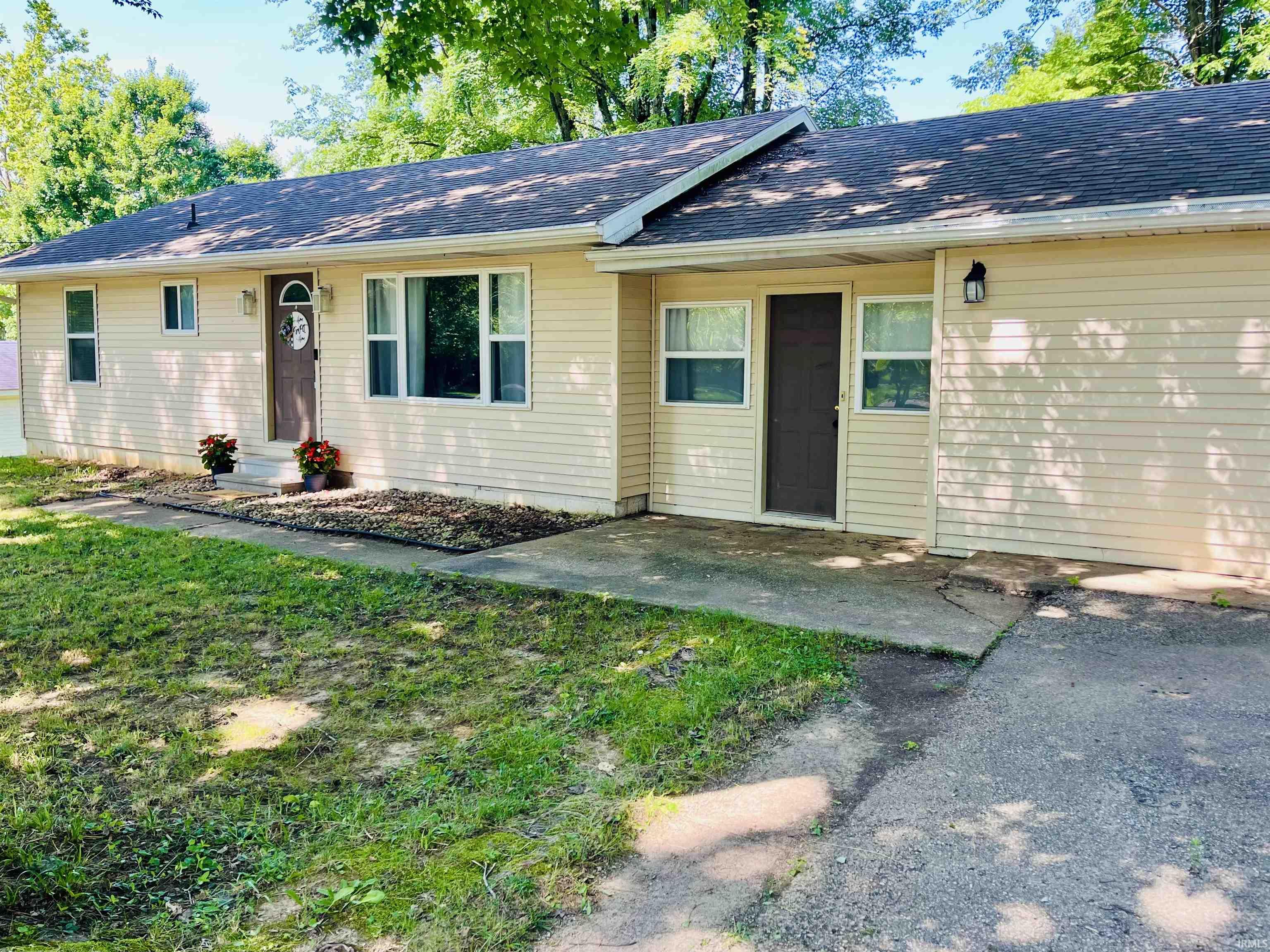 Homes for sale in Chandler, IN | 611 Russell Rd, Chandler, IN 47610 | MLS# 202524107