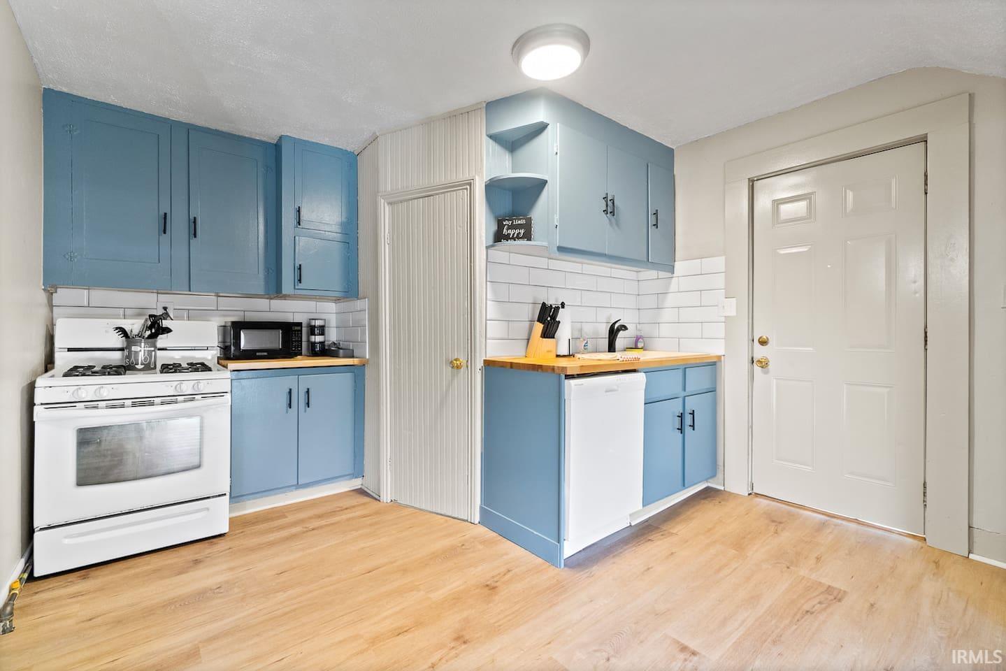 Photo 14 of 613 Lavina Street