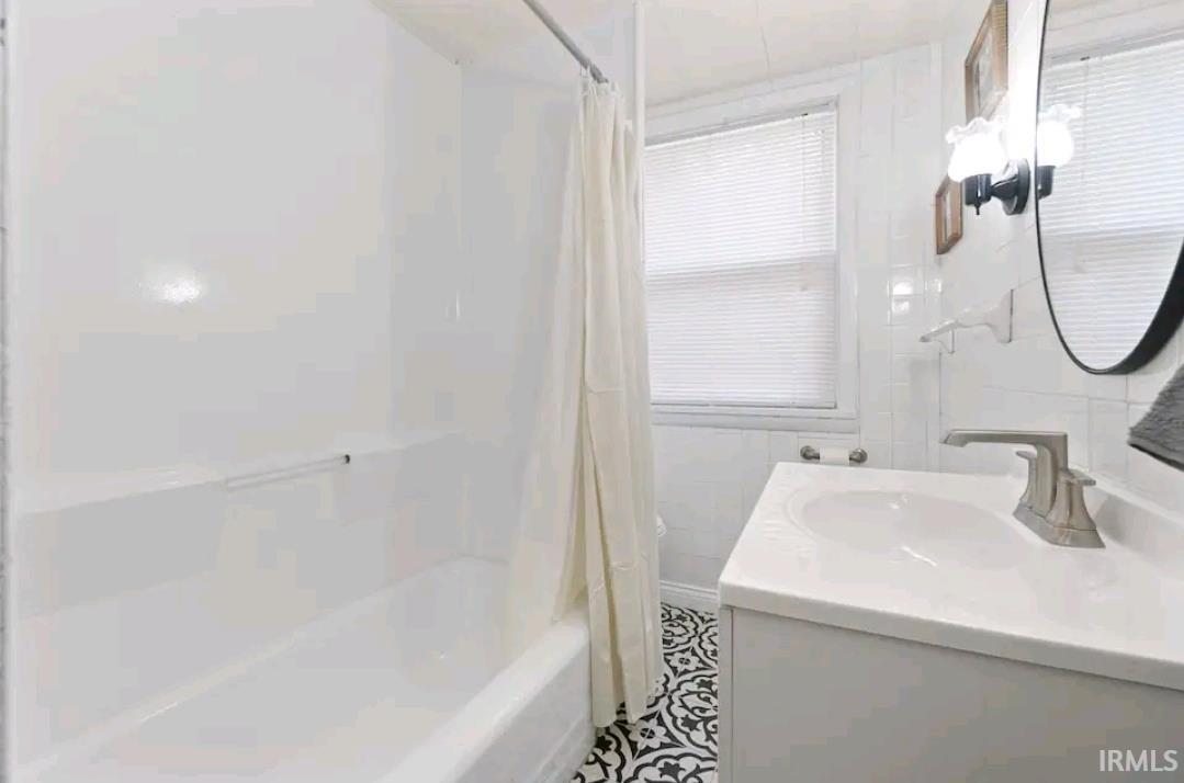 Photo 25 of 613 Lavina Street