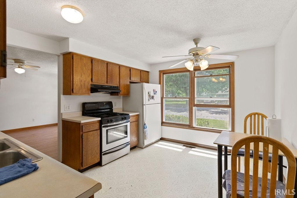 Photo 14 of 1007 E Sheridan Street
