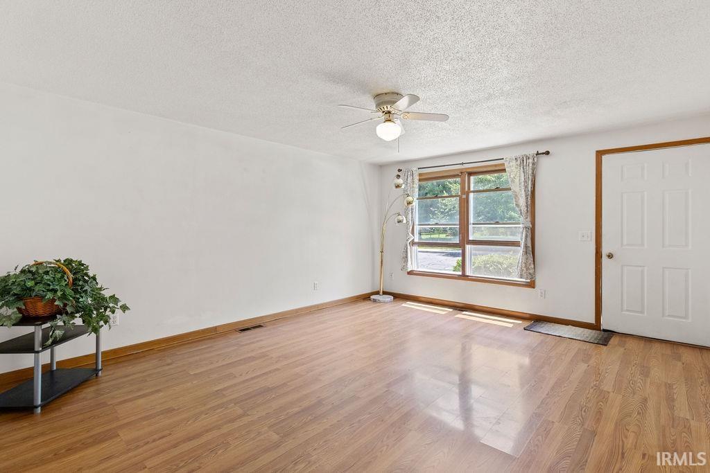 Photo 8 of 1007 E Sheridan Street