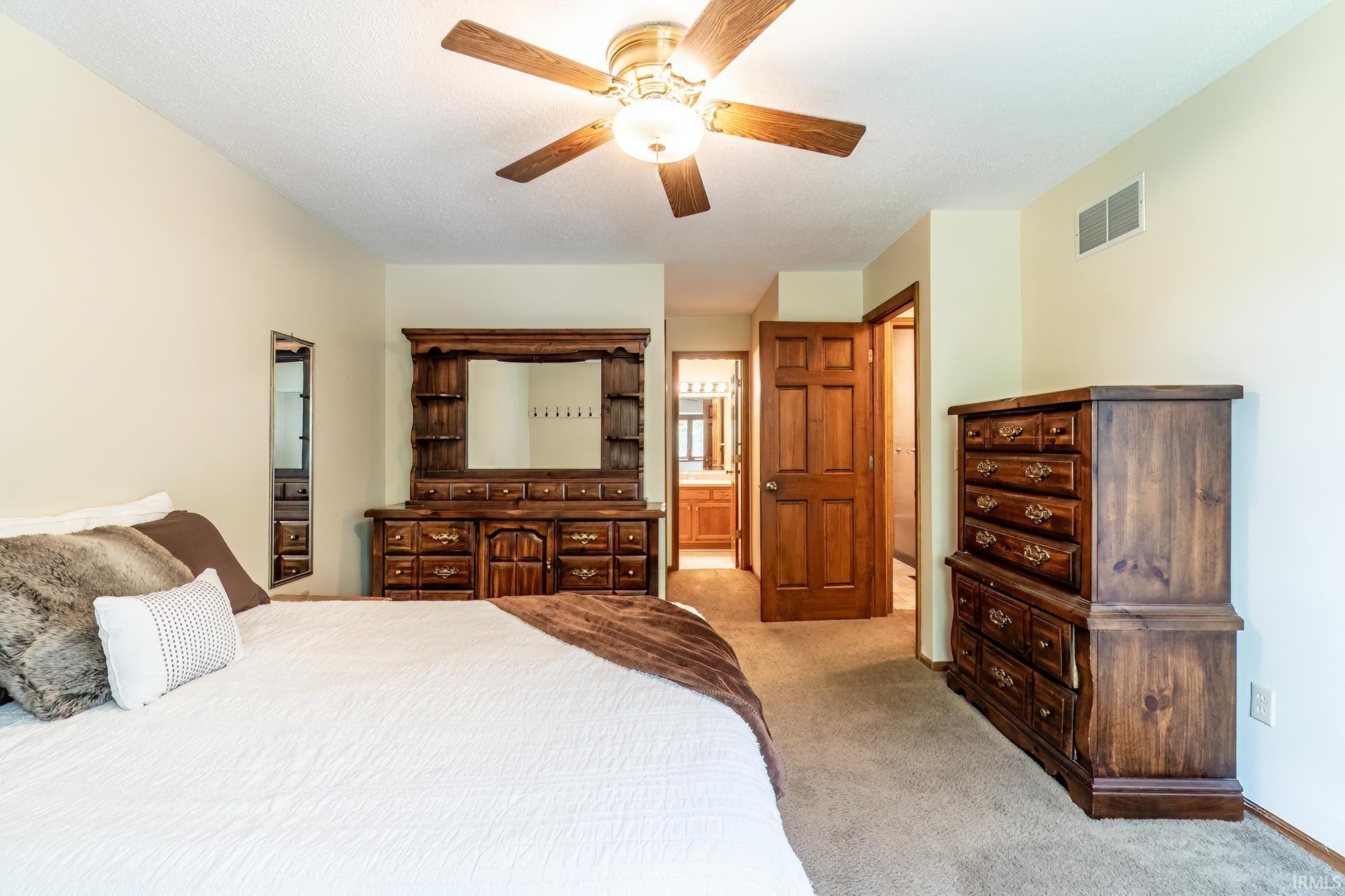 Photo 23 of 11215 Crested Oak Court