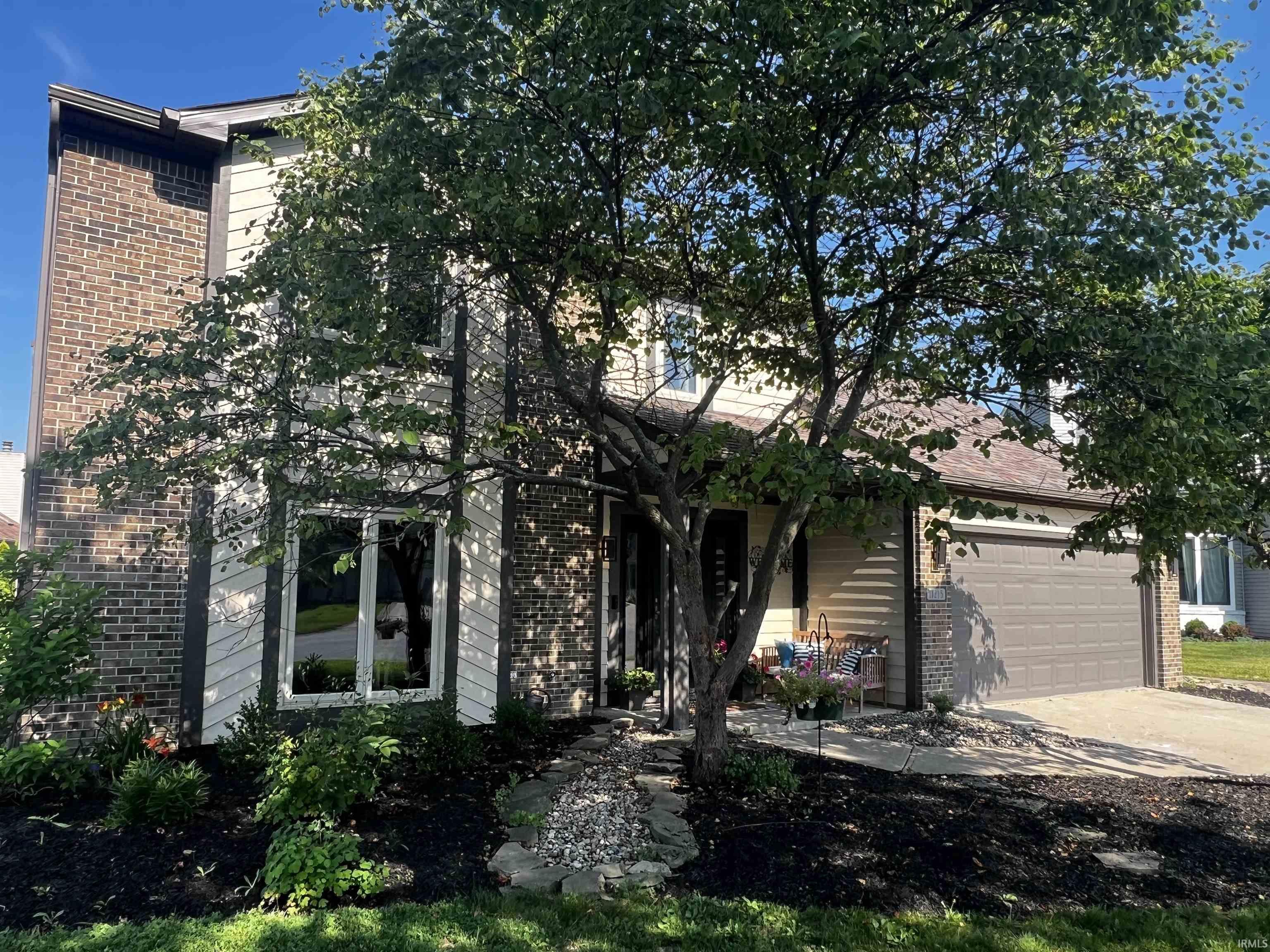 Photo 3 of 11215 Crested Oak Court