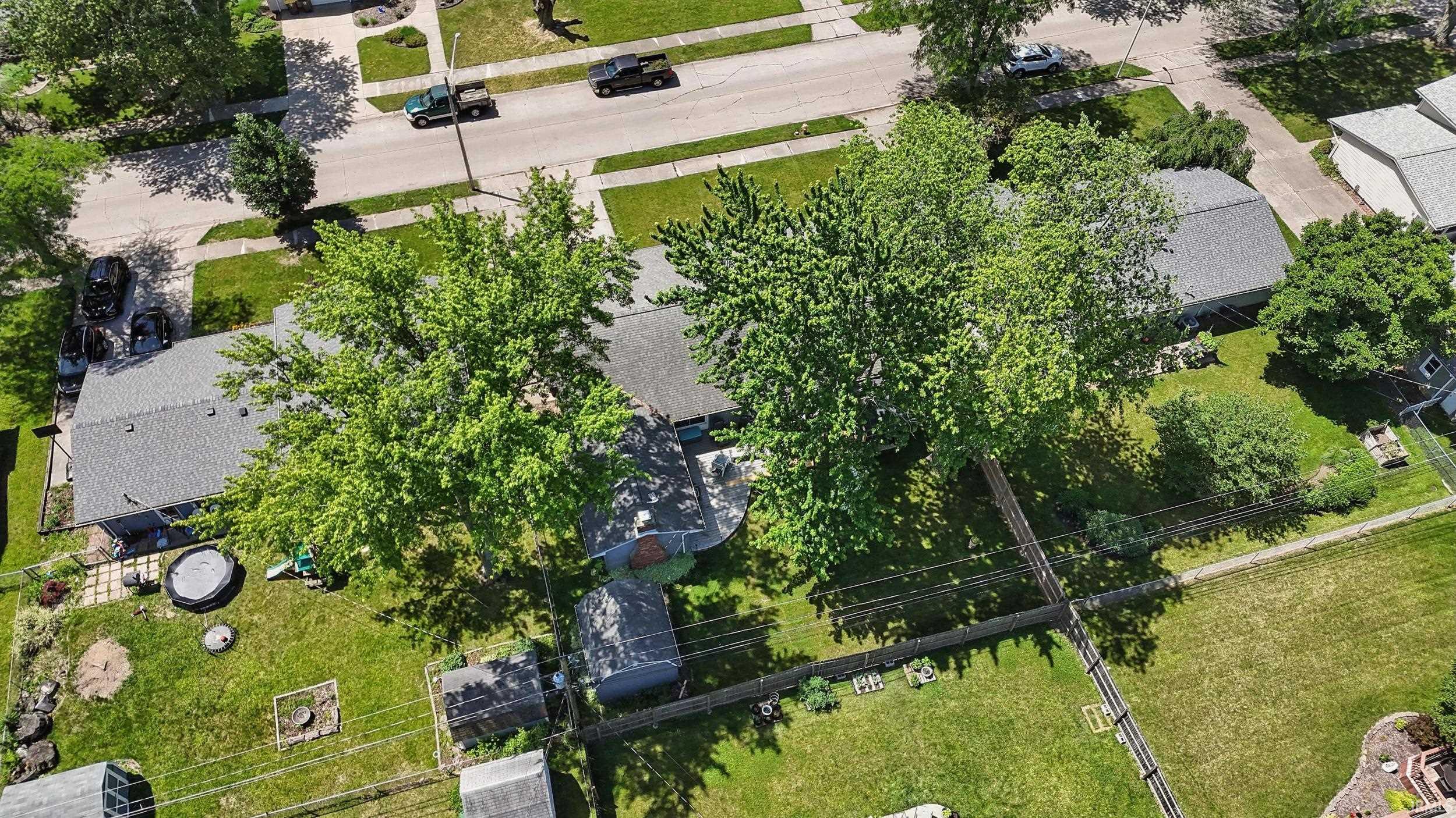 Photo 31 of 1730 Saint Louis Avenue