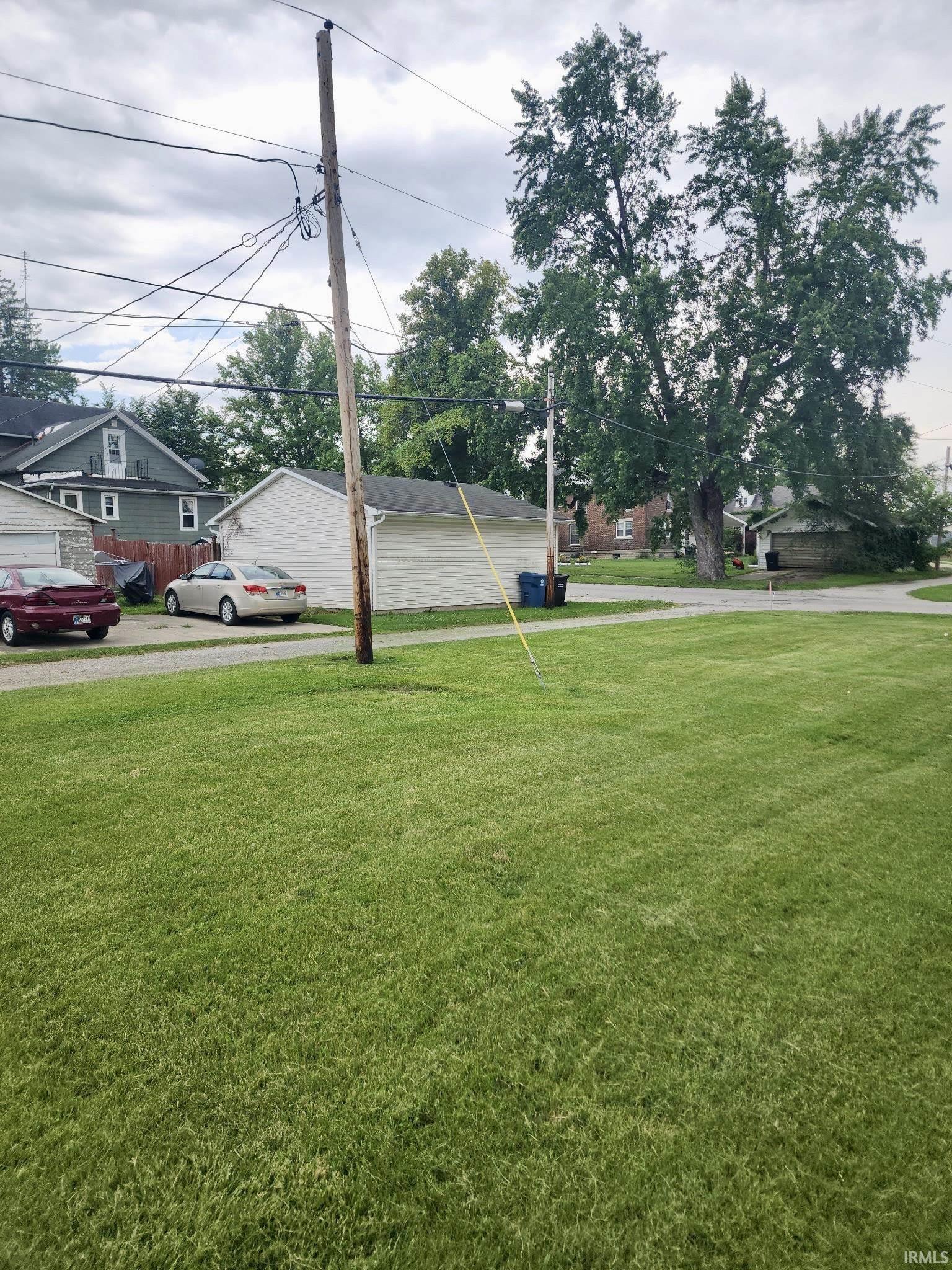 Photo 2 of 501 E Quincy Street