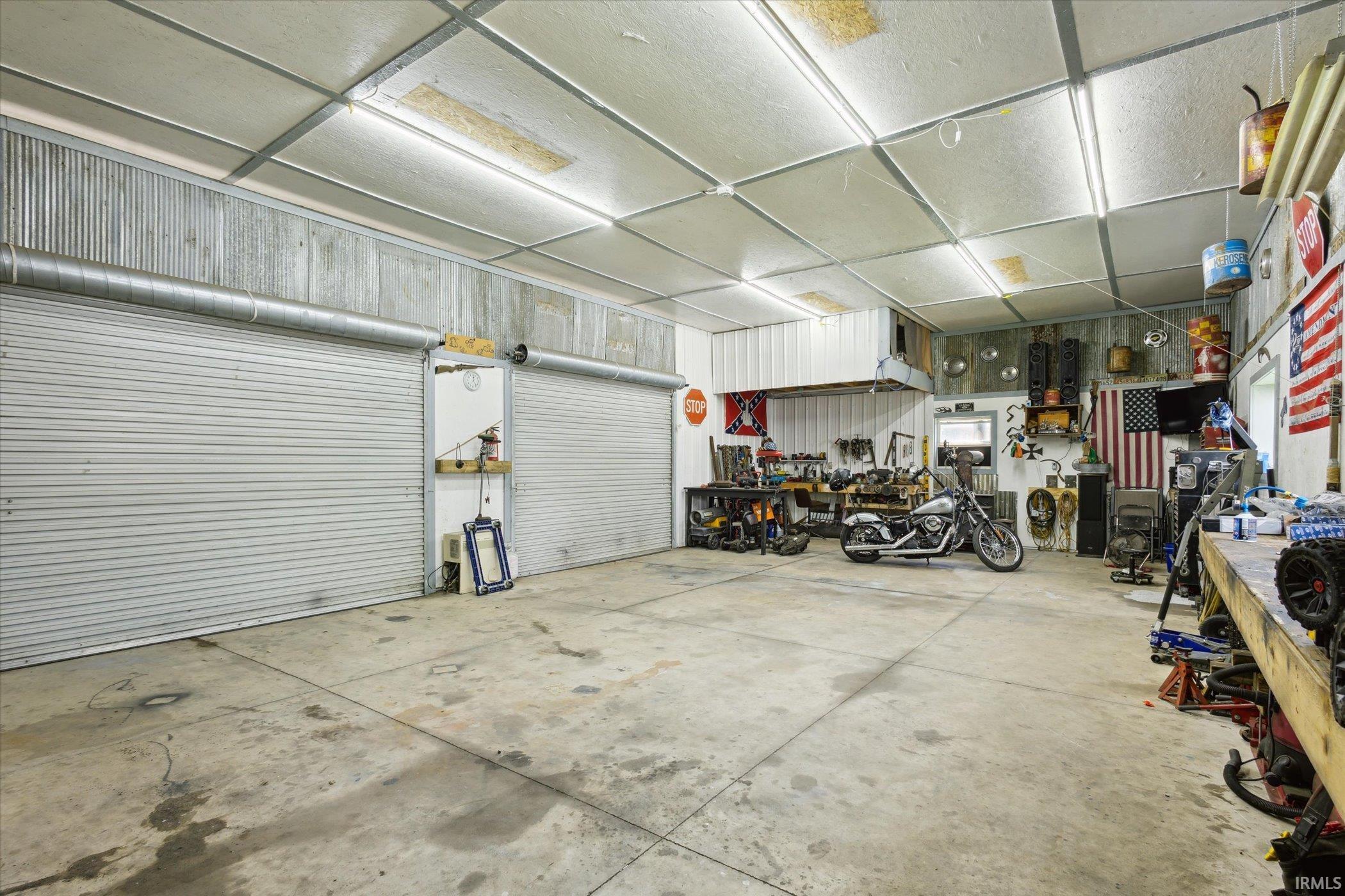 Photo 7 of 661 W Jefferson Street