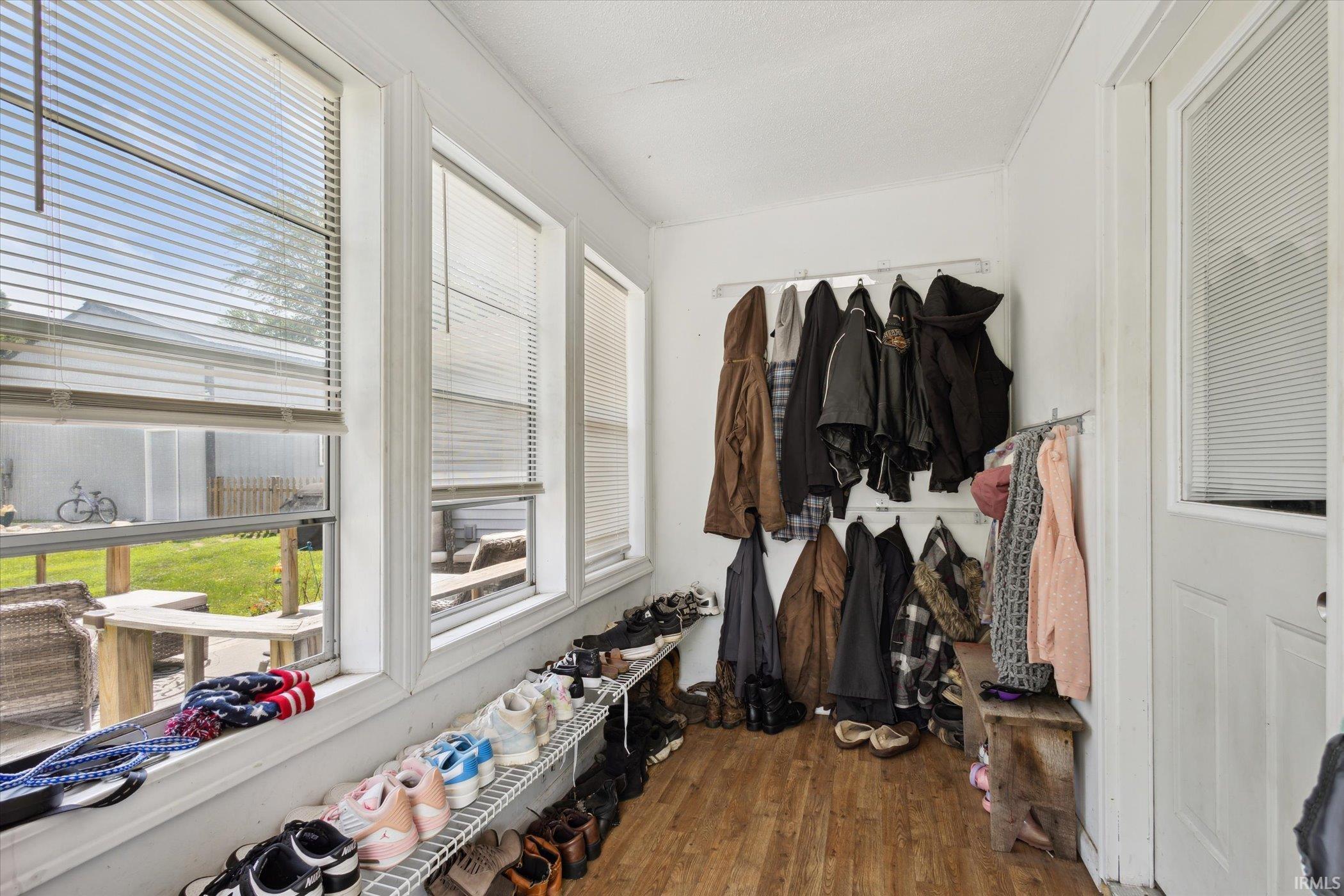 Photo 8 of 661 W Jefferson Street