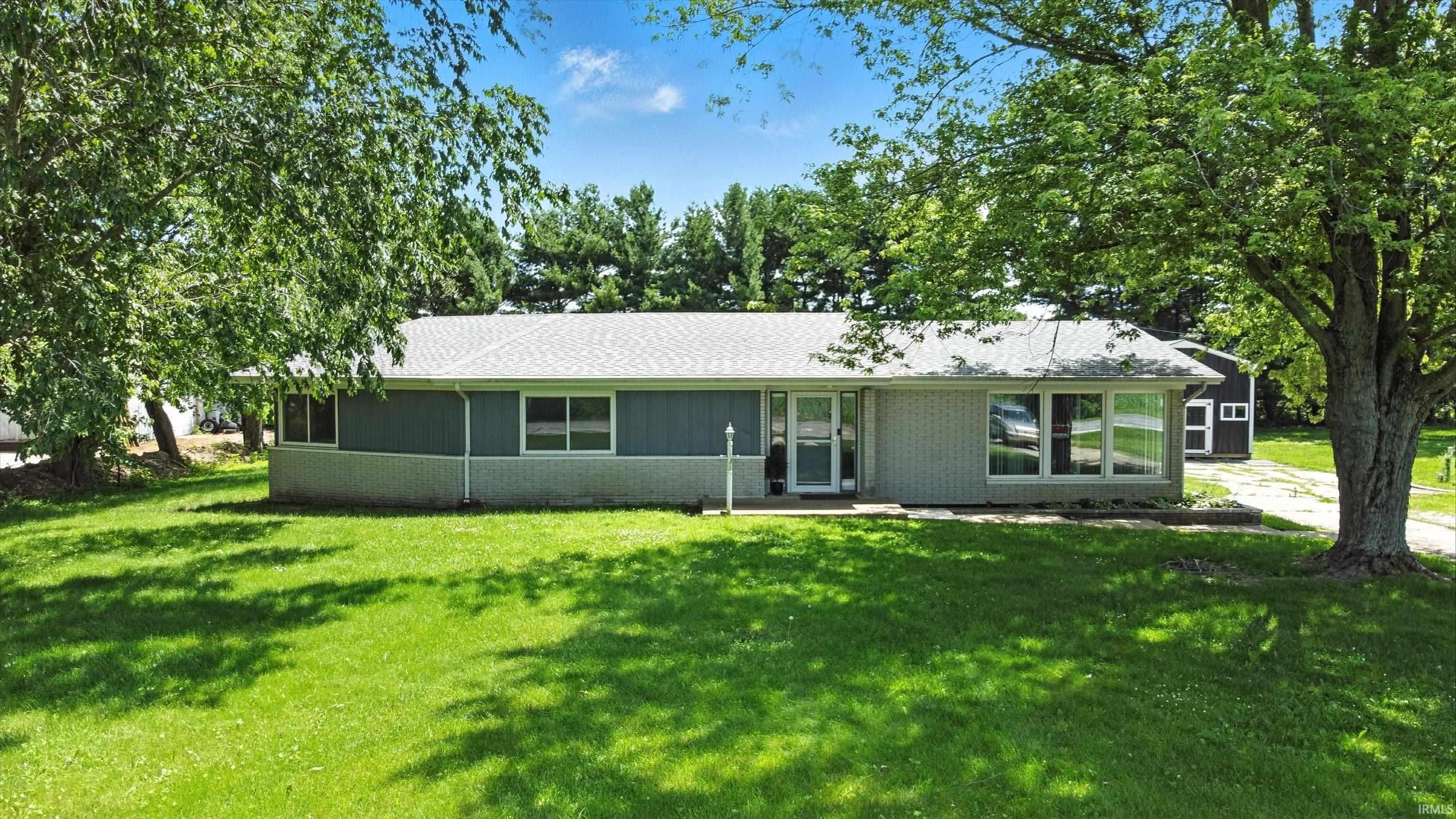 Homes for sale in Russiaville, IN | 8303 W 400 S, Russiaville, IN 46979 | MLS# 202524396