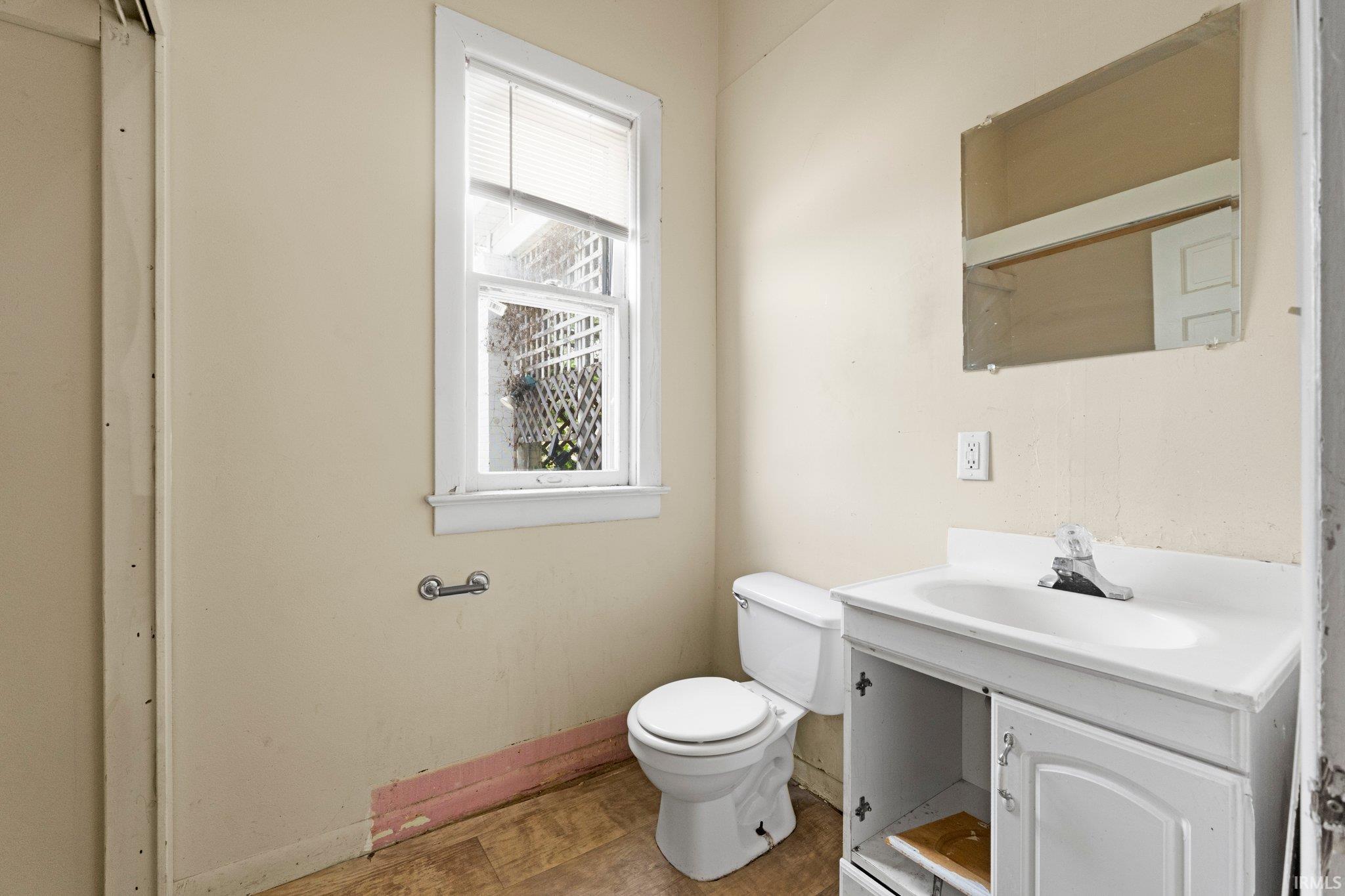 Photo 11 of 3001 Fairfield Avenue