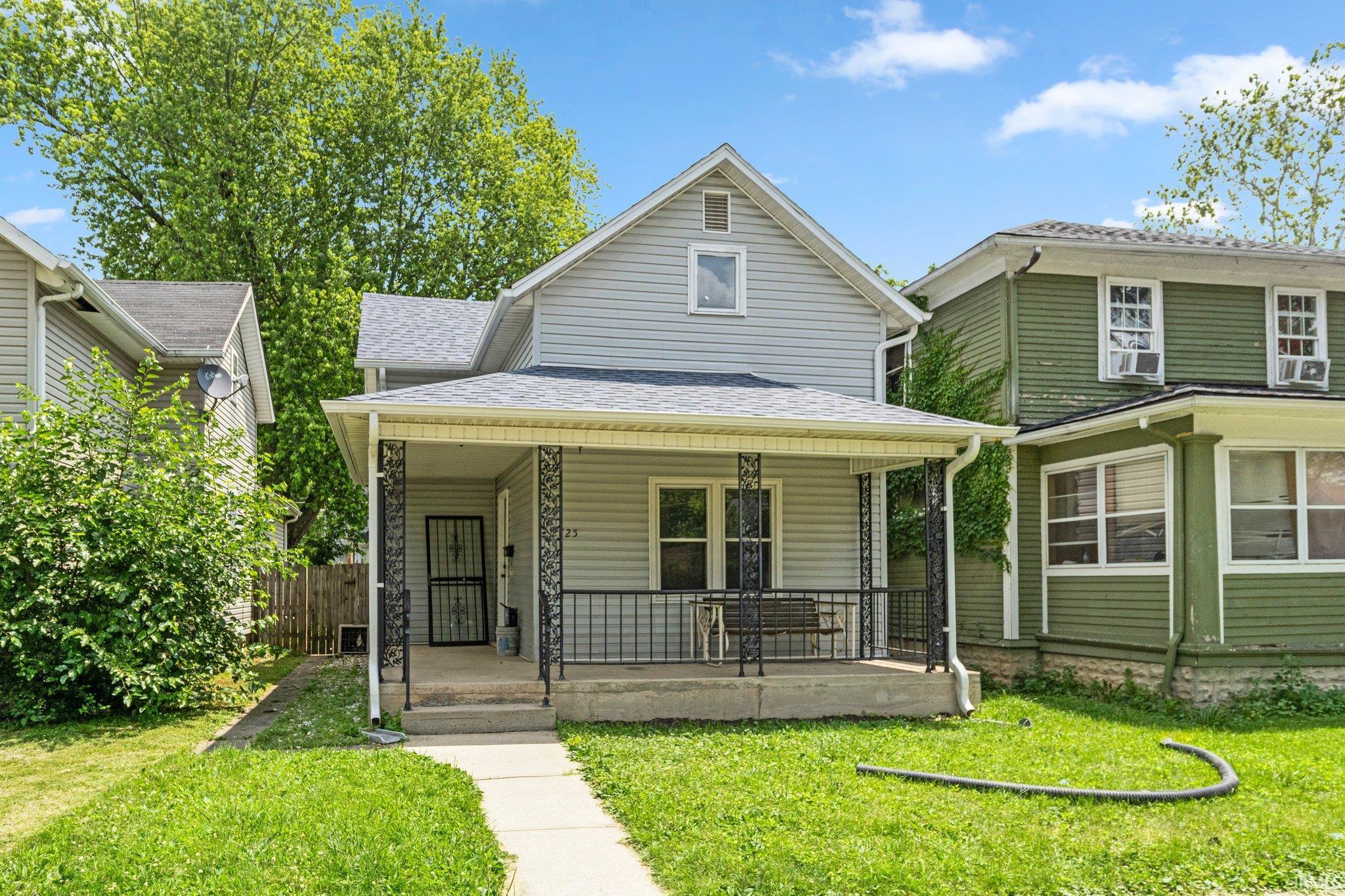 Photo 1 of 2725 Fox Avenue