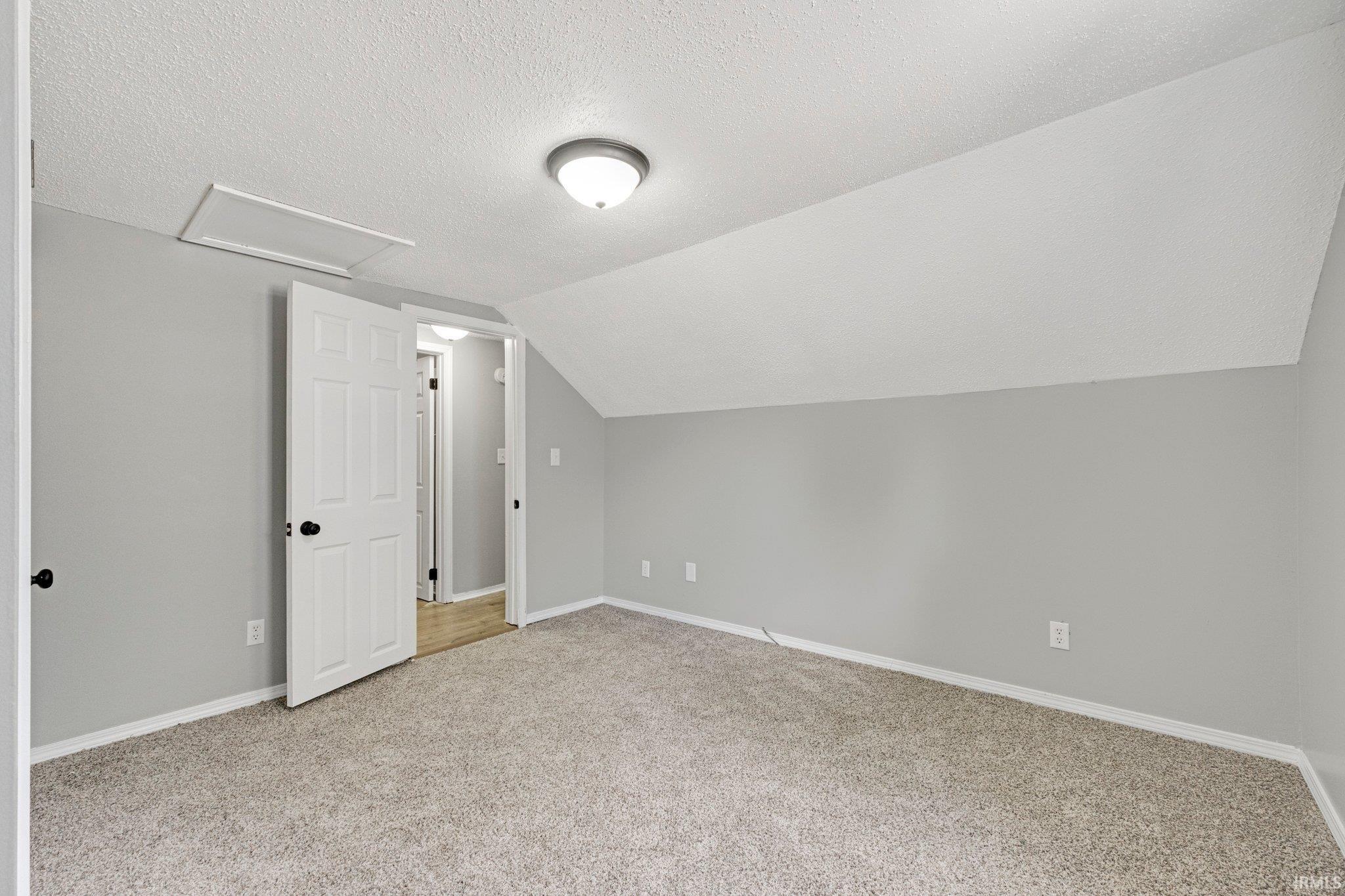 Photo 11 of 2725 Fox Avenue