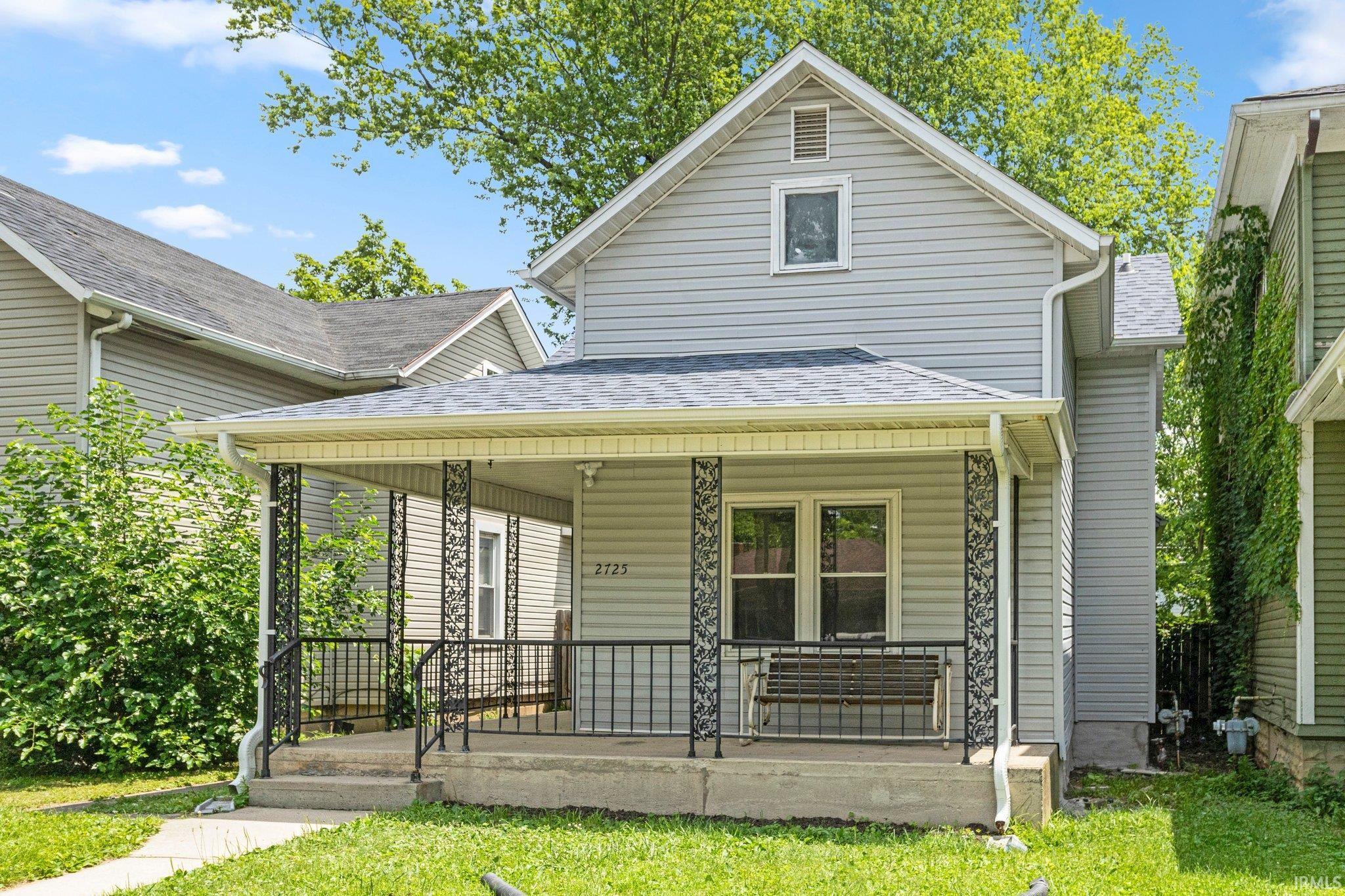 Photo 17 of 2725 Fox Avenue