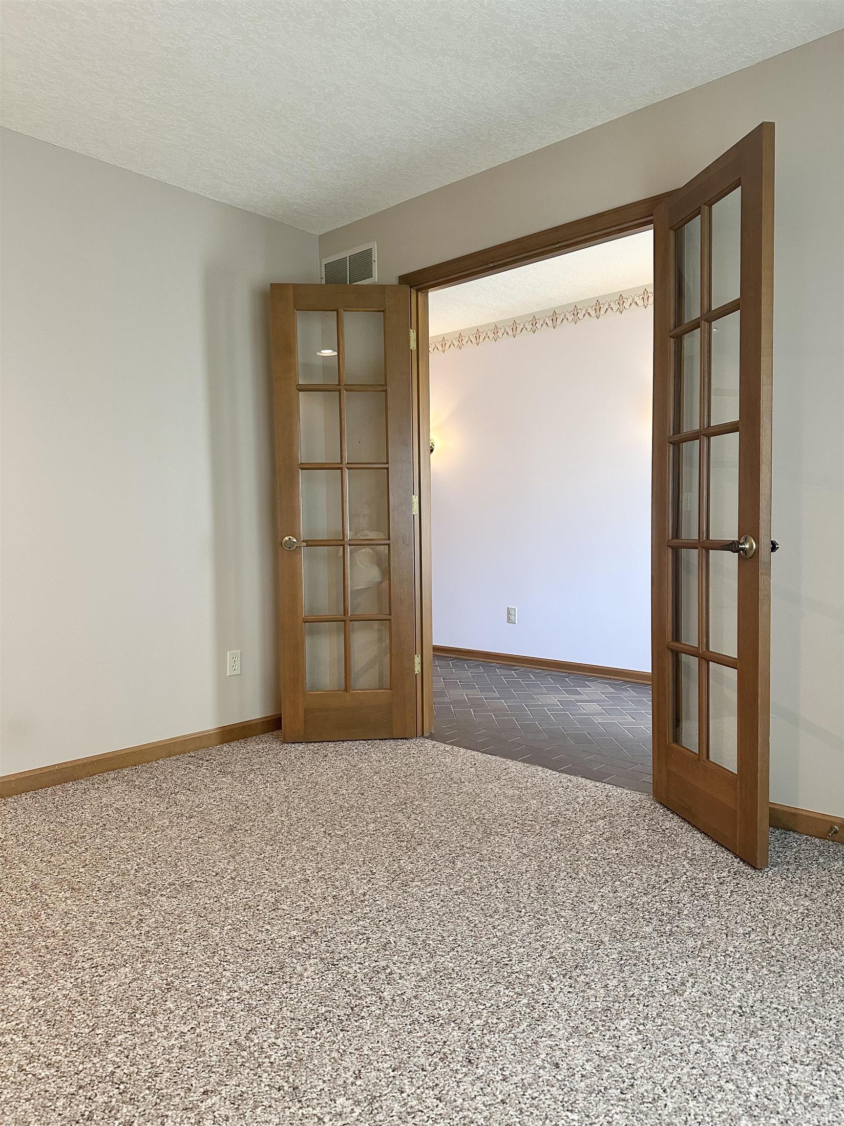 Photo 3 of 6420 Langley Court