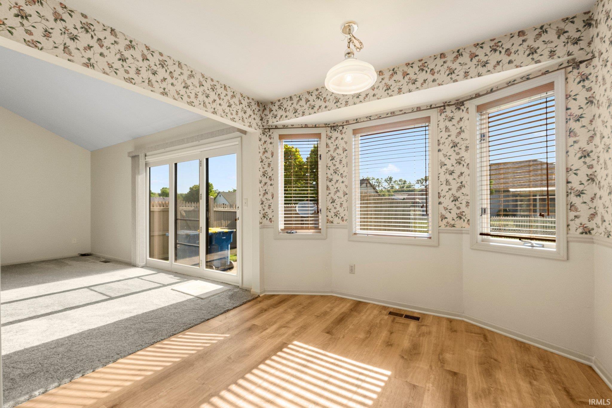 Photo 4 of 1408 Duesenberg Drive