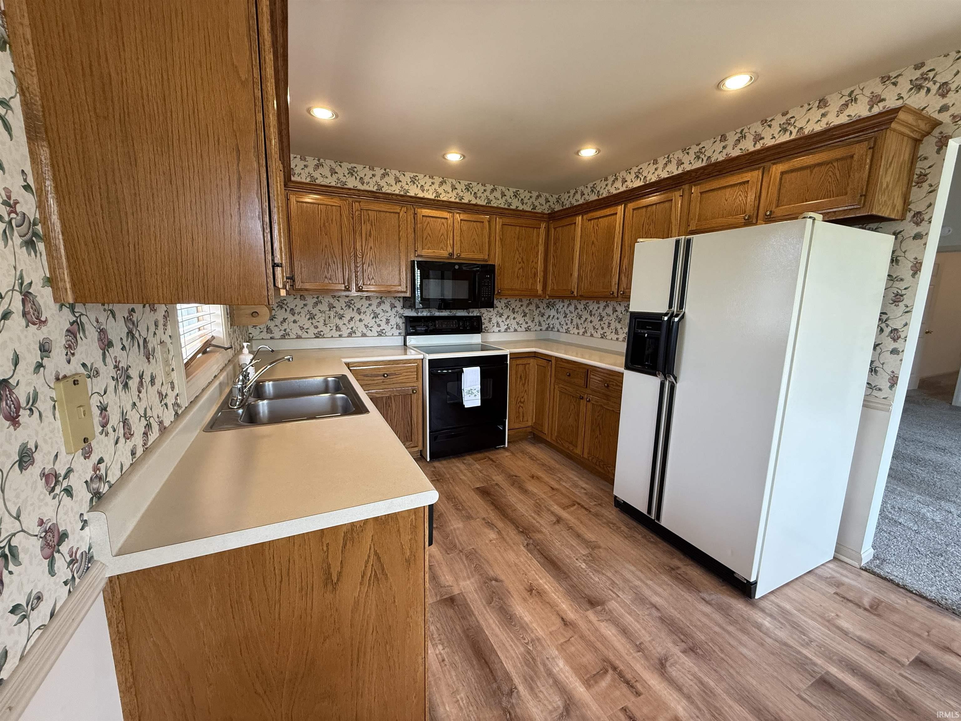 Photo 9 of 1408 Duesenberg Drive