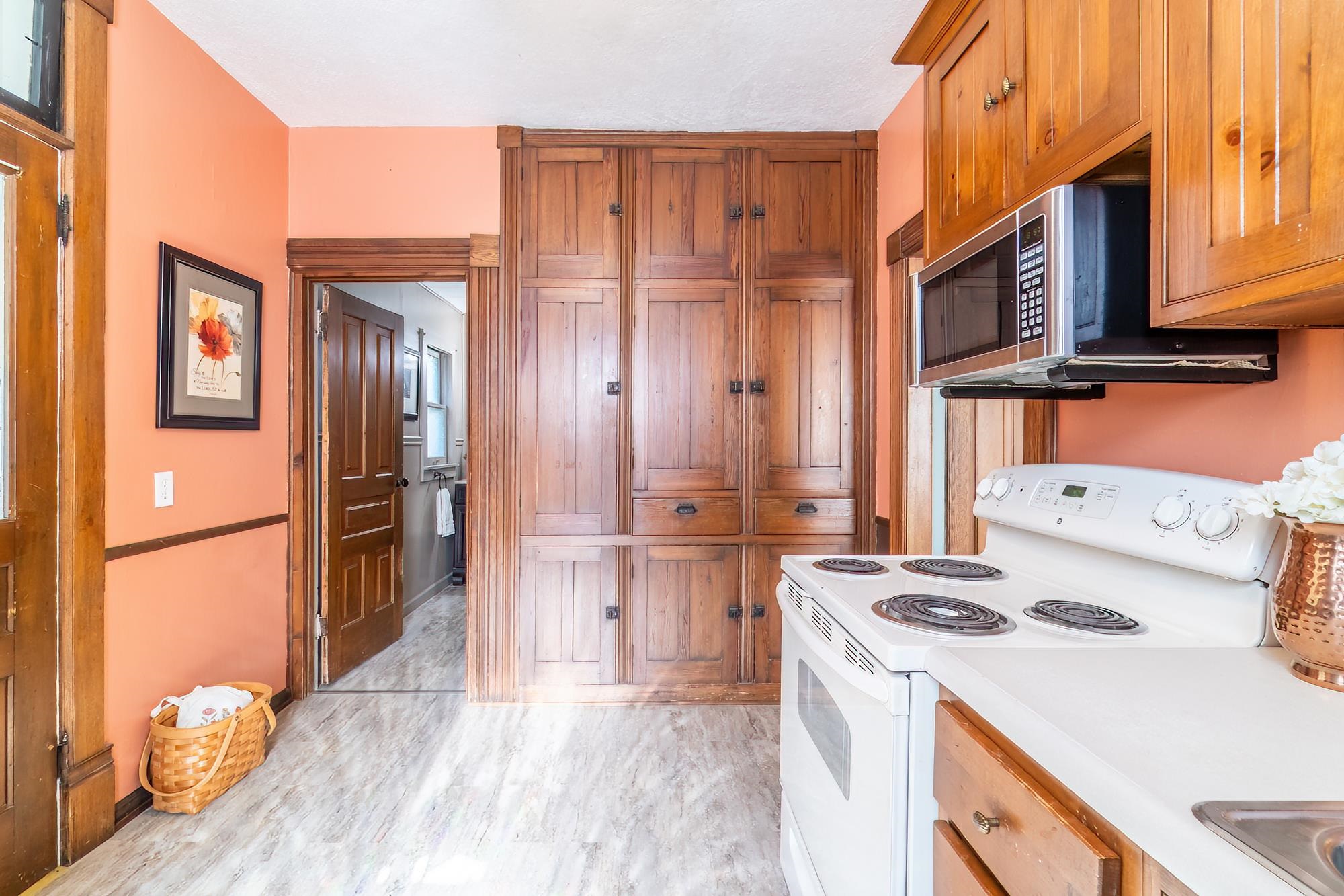 308 E Broad Street, Angola, IN 46703
