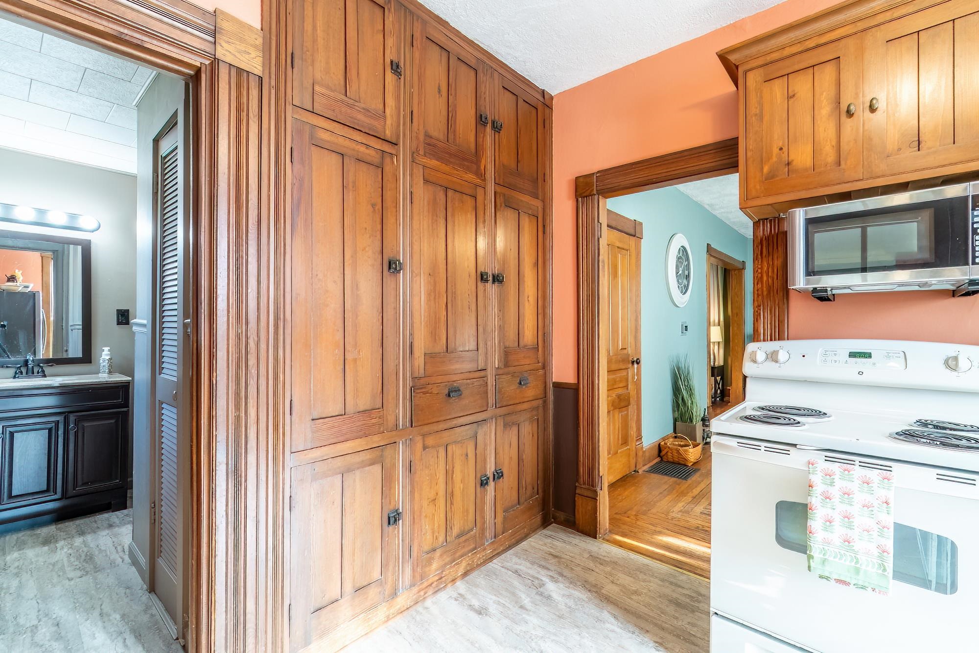 308 E Broad Street, Angola, IN 46703