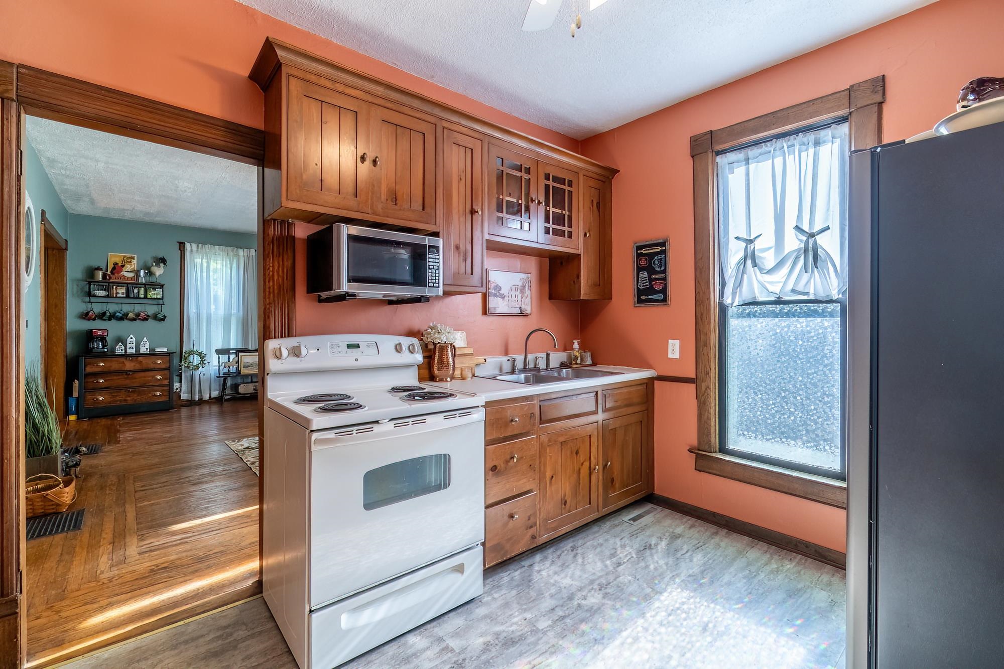 308 E Broad Street, Angola, IN 46703