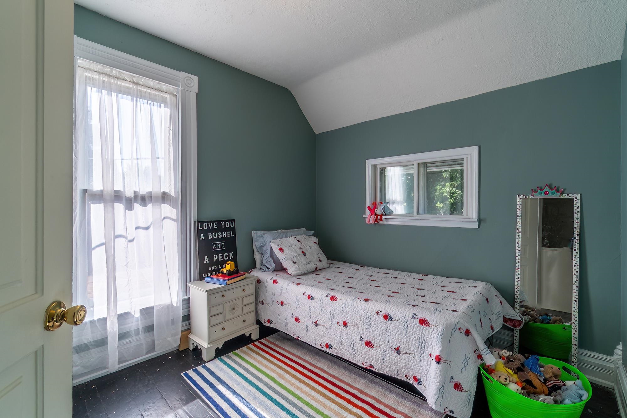 308 E Broad Street, Angola, IN 46703