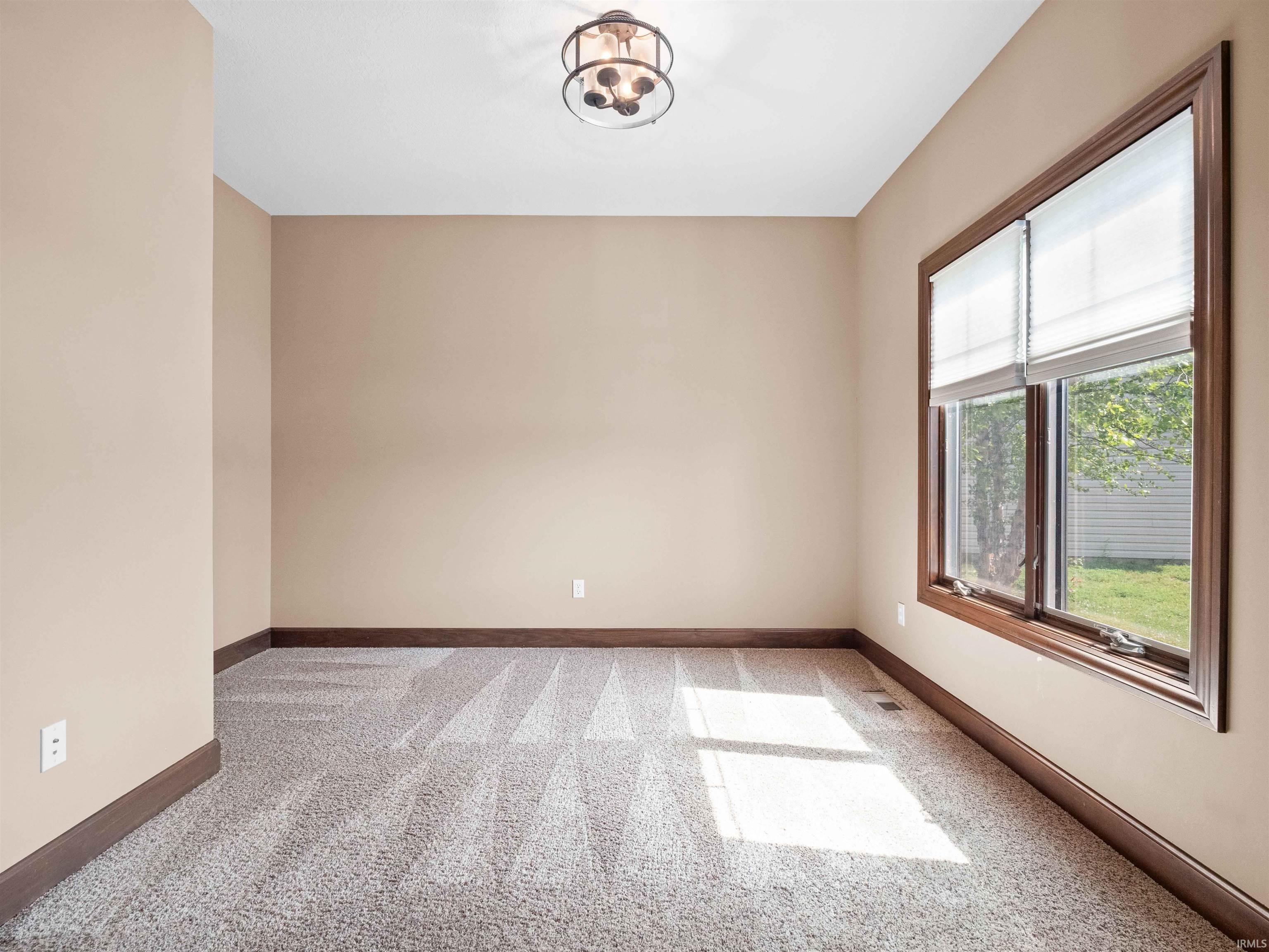 Photo 14 of 188 Begonia Court