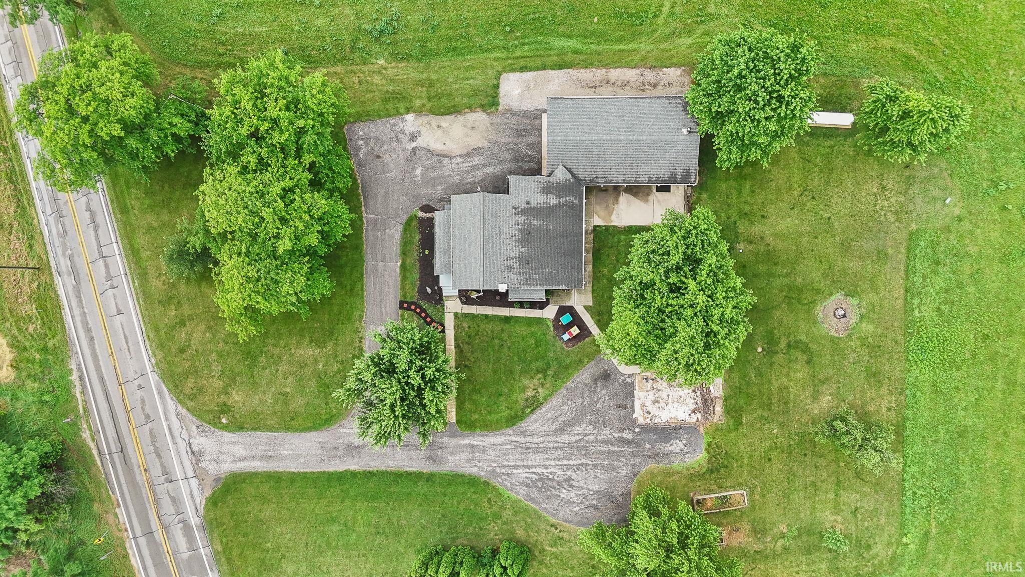 Photo 3 of 8492 N Goshen Road