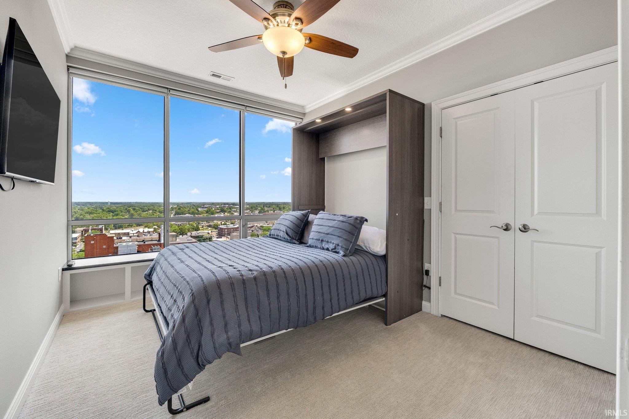 Photo 17 of 203 E Berry Street