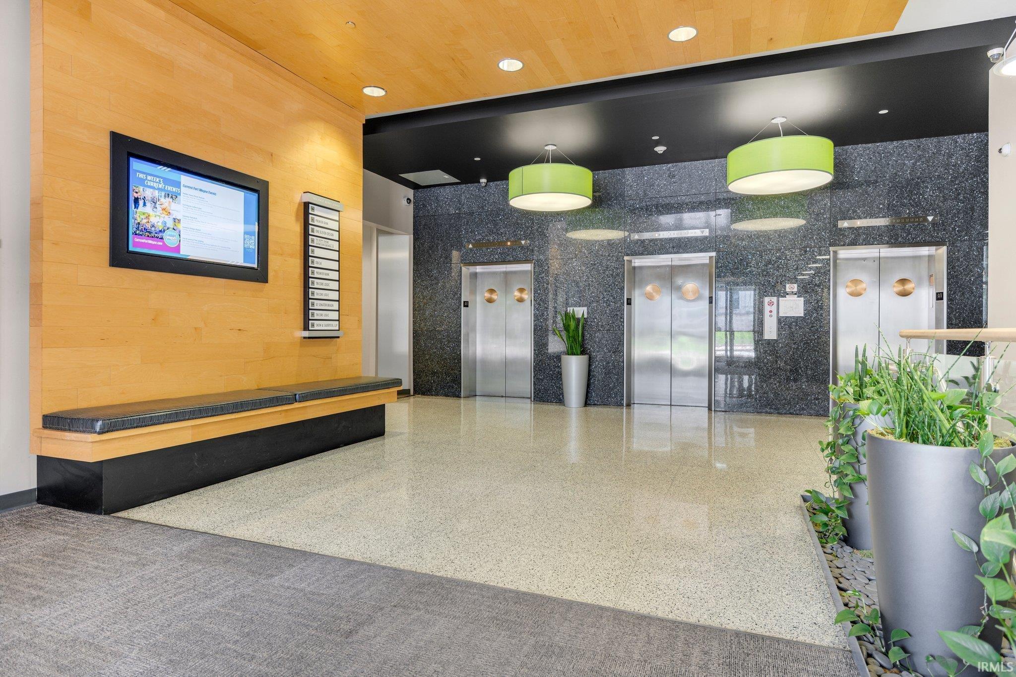 Photo 4 of 203 E Berry Street