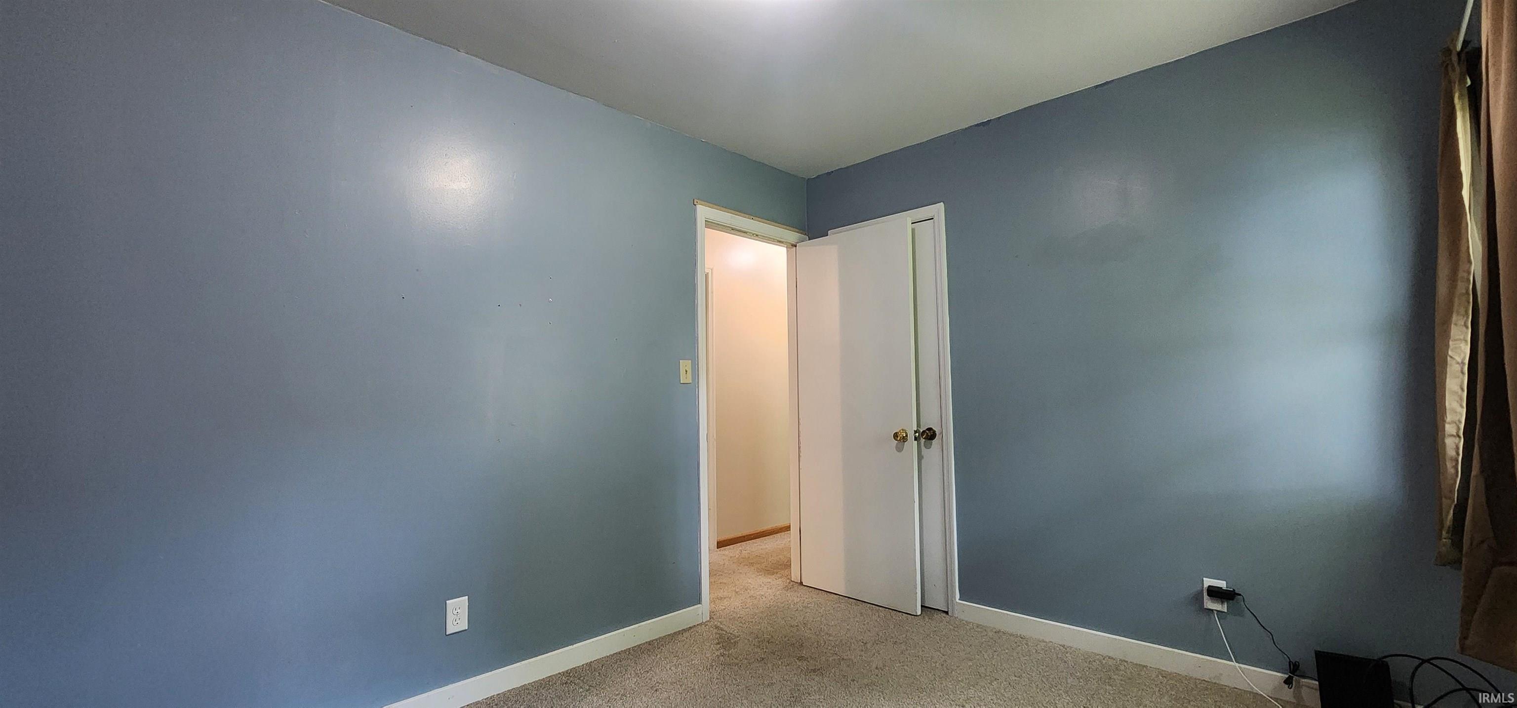 Photo 18 of 606 S Manor Drive