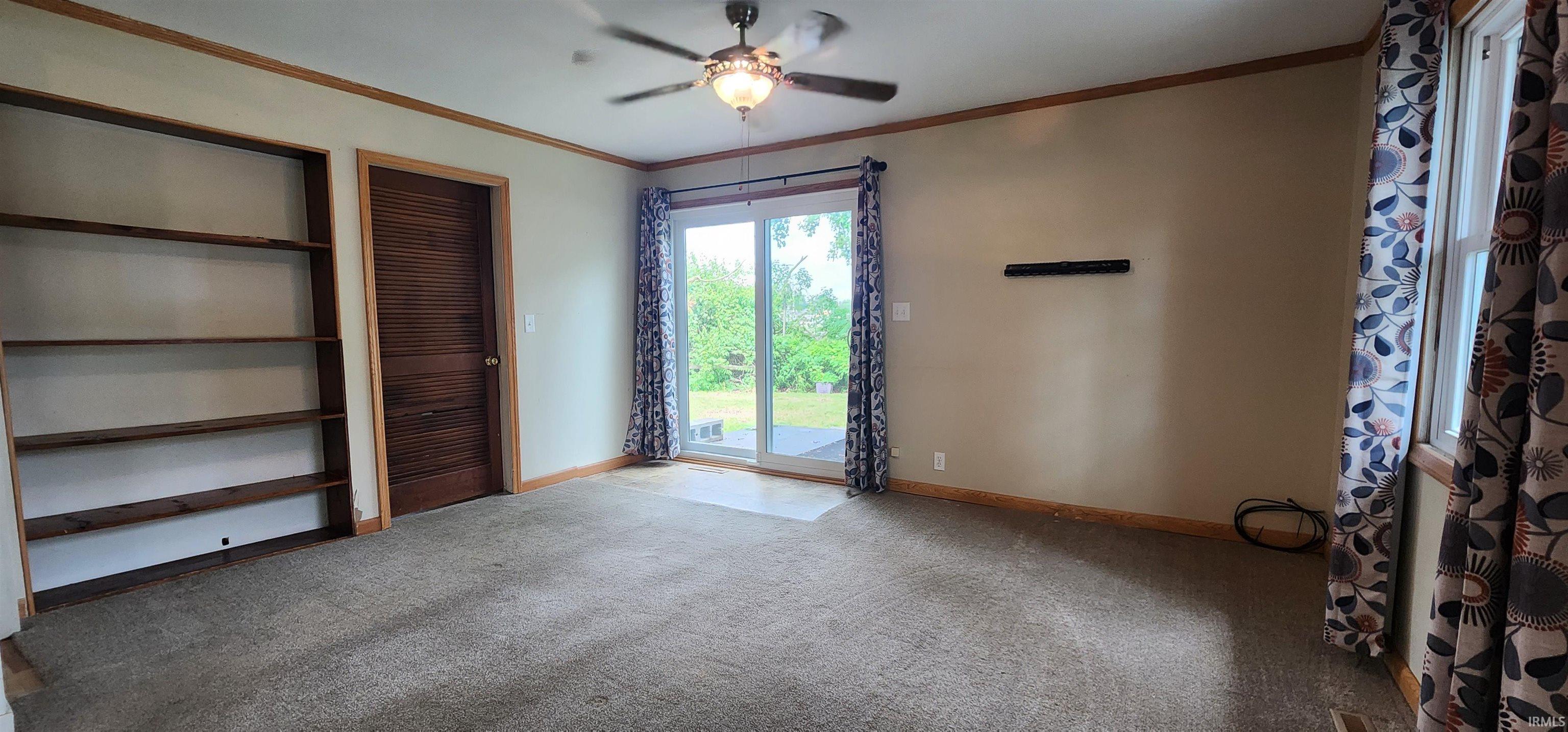 Photo 6 of 606 S Manor Drive