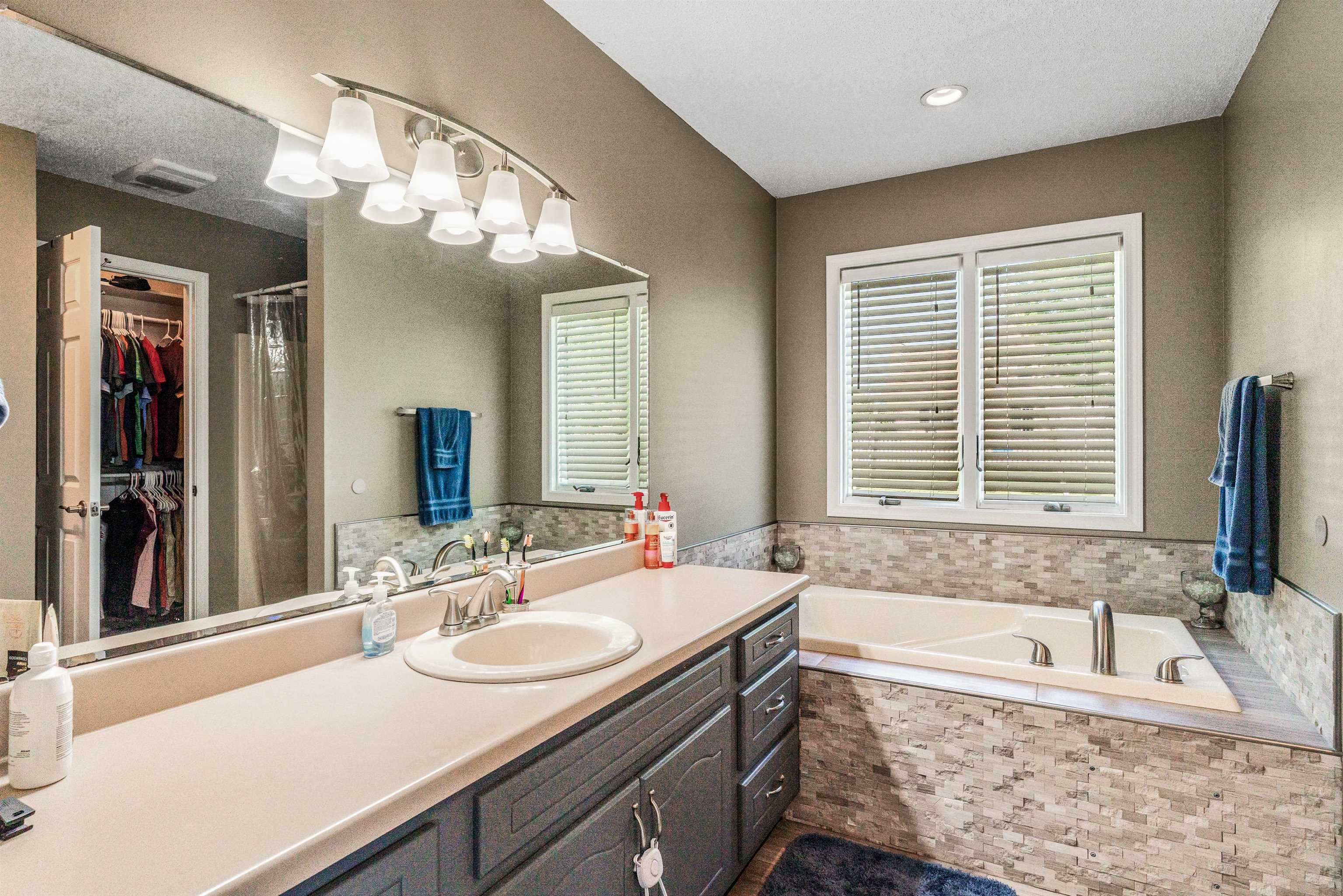 Photo 17 of 10414 Unita Drive