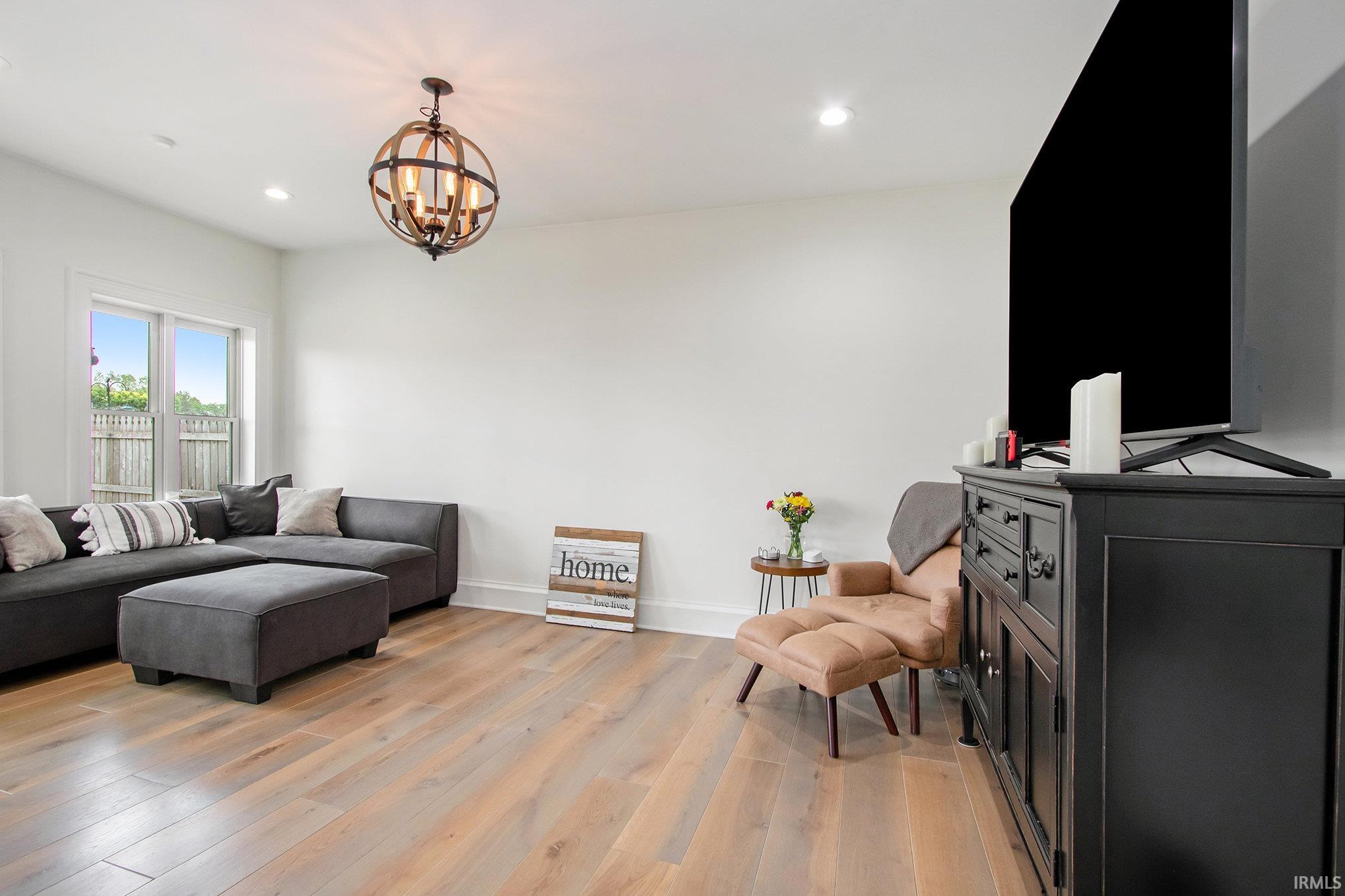 Photo 13 of 4 Edgewater Place